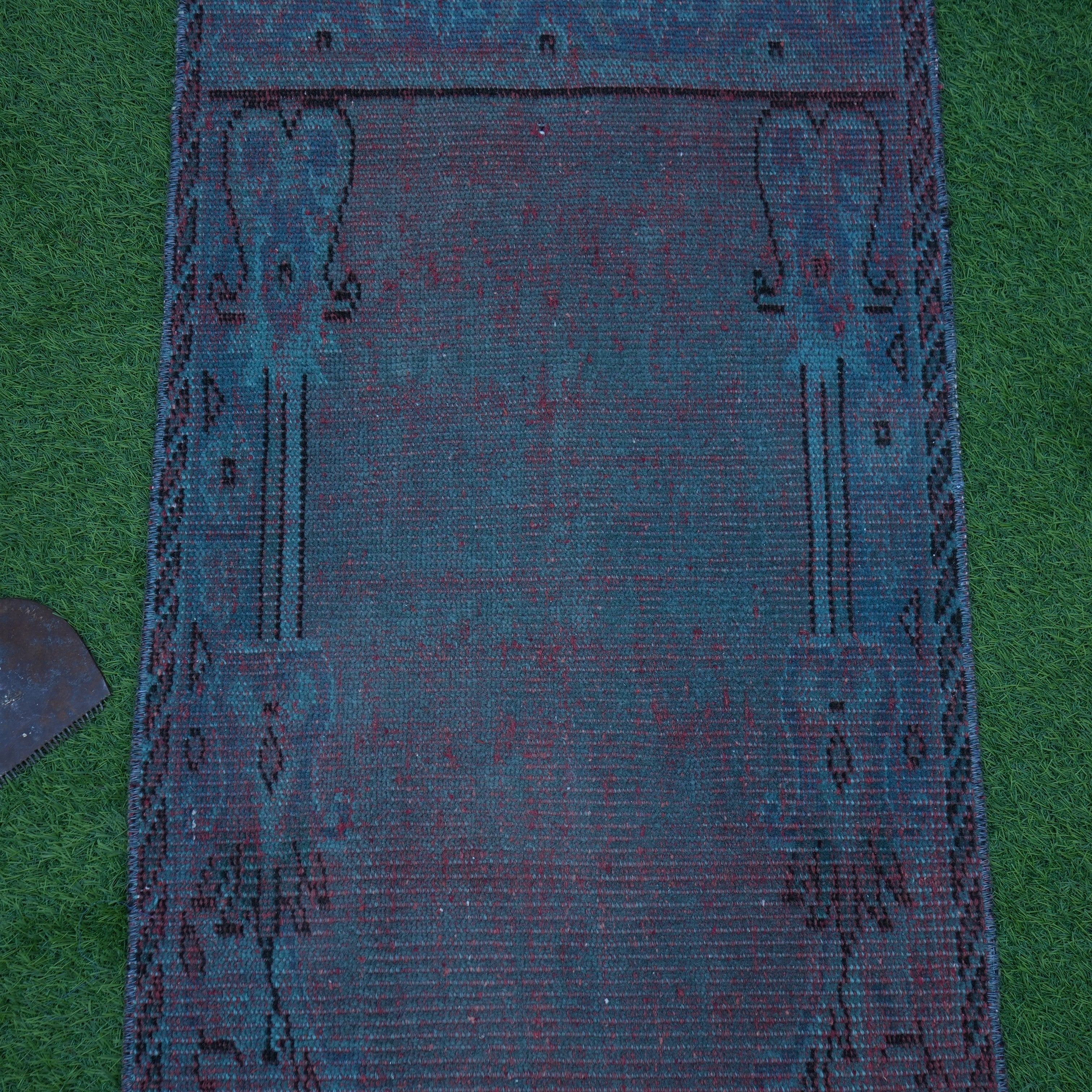 Aaren - Overdyed Mini Rug