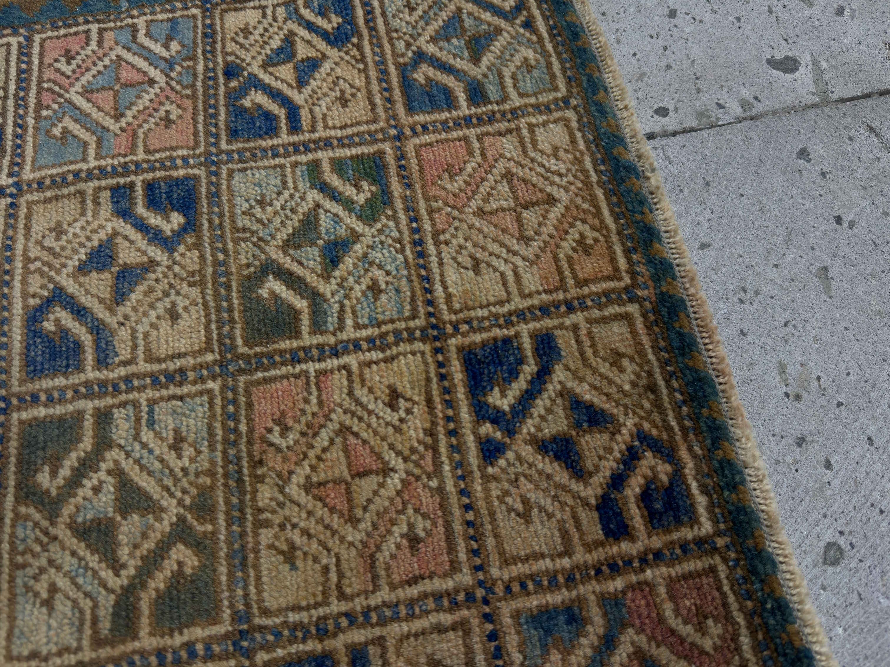 Albertine 1’10” x 1’10”