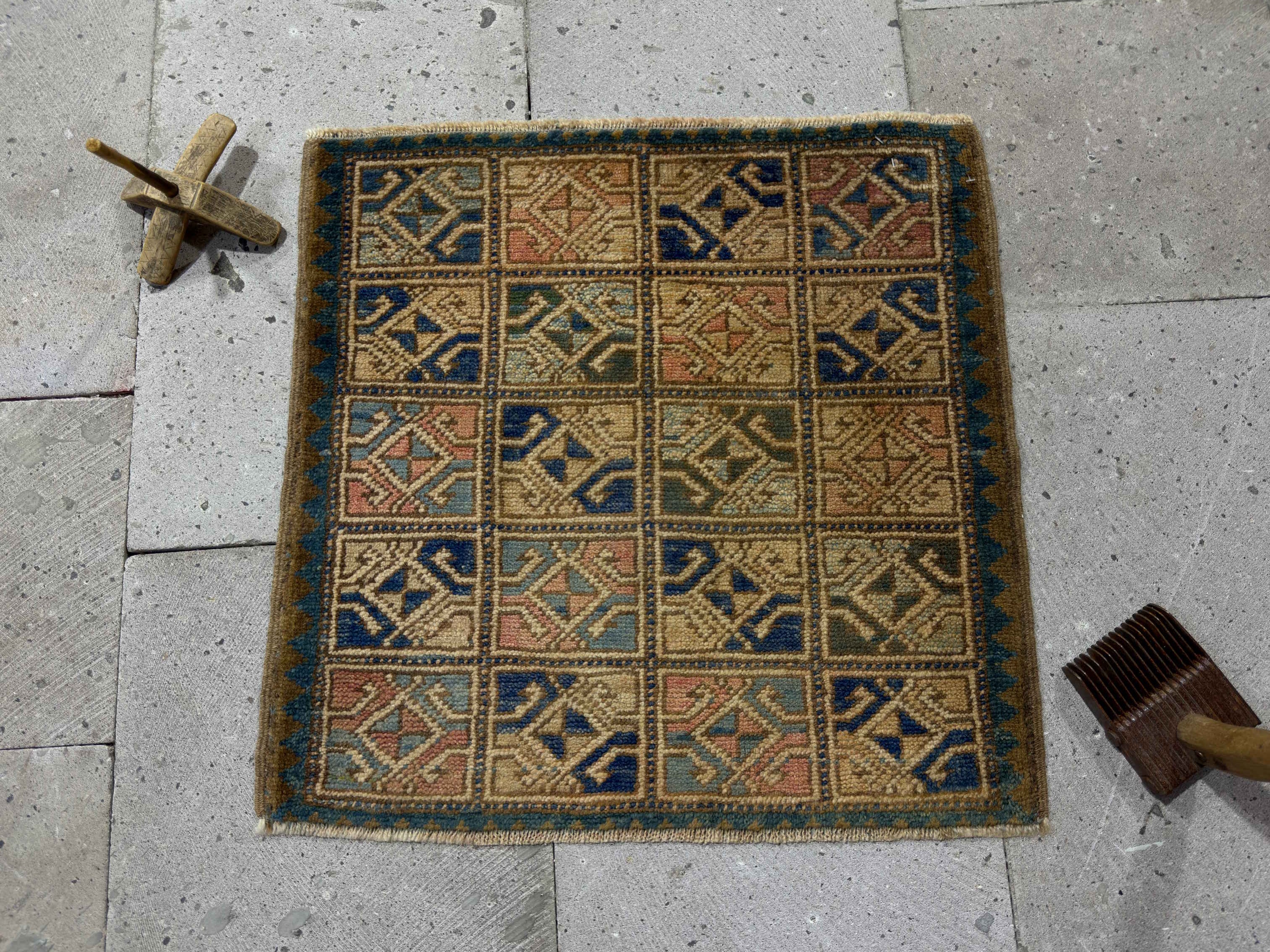 Albertine 1’10” x 1’10”