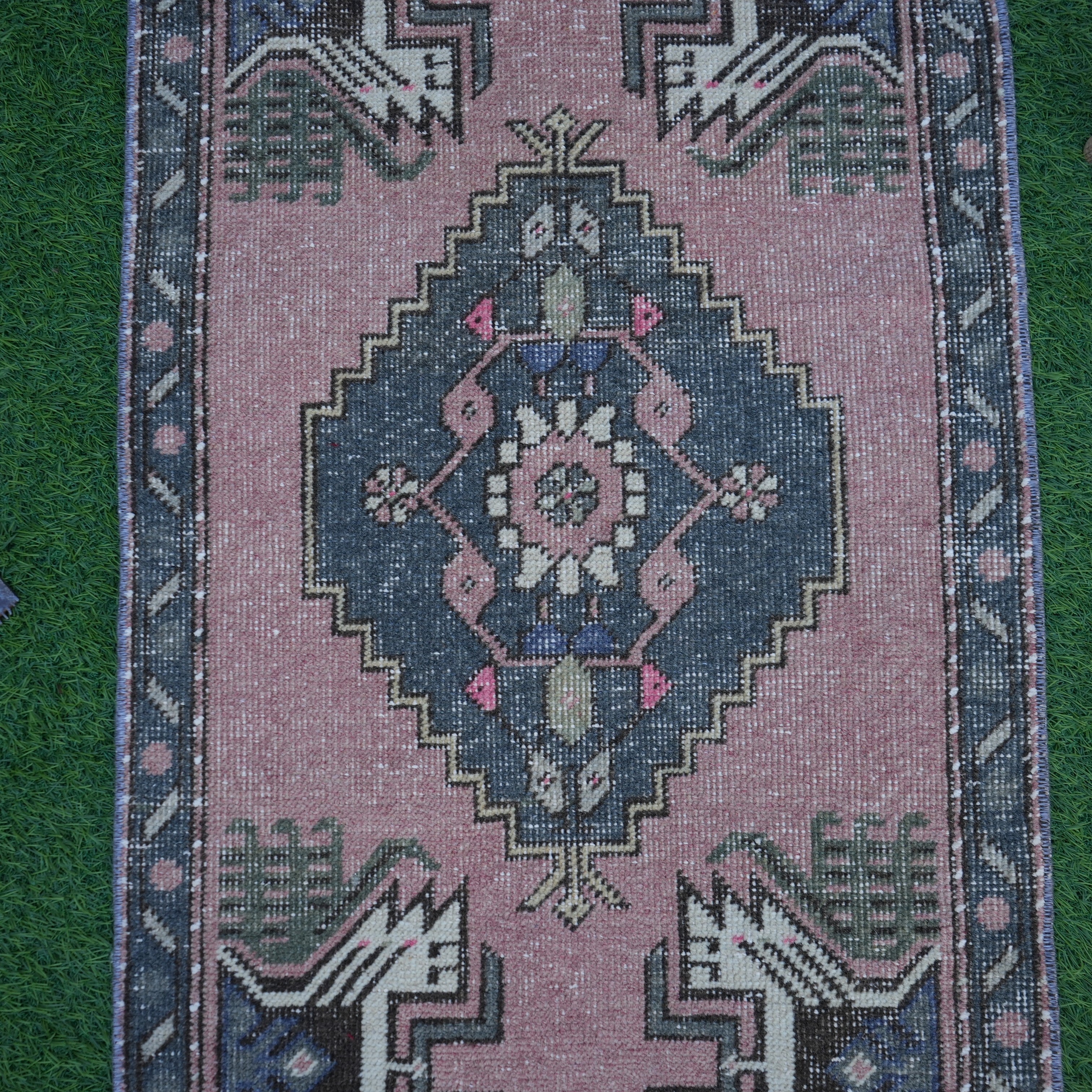 Alfi - Mini Vintage Rug