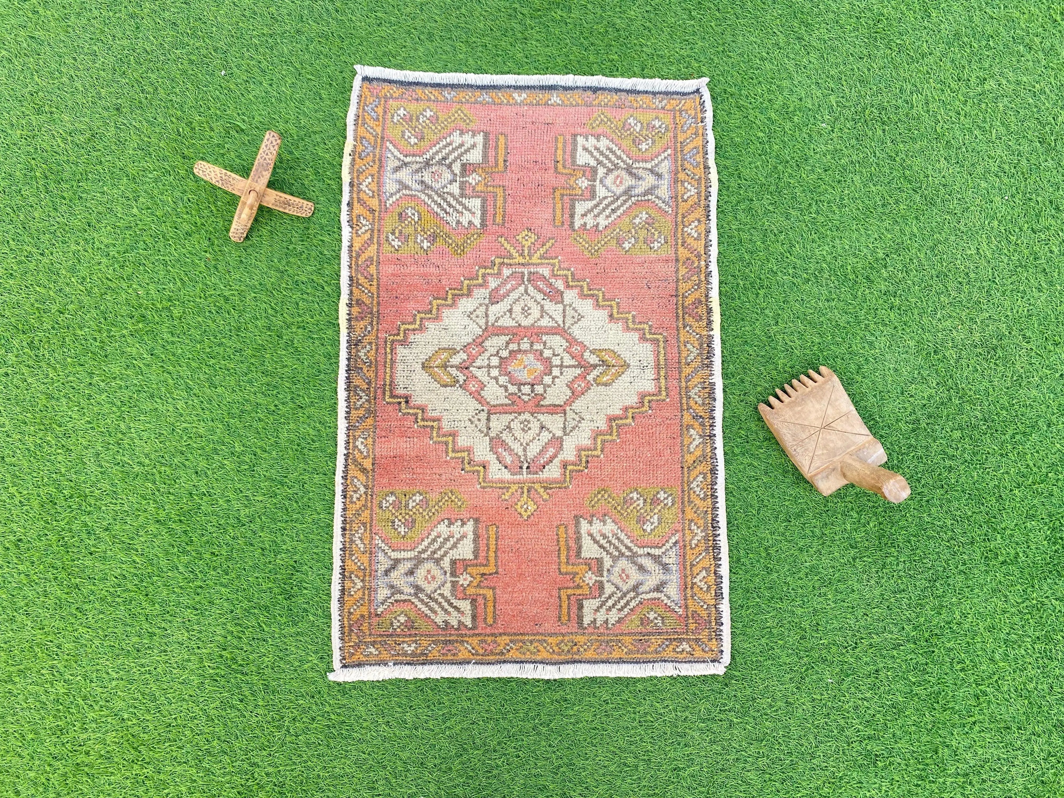 Araminta 2' x 2'10''