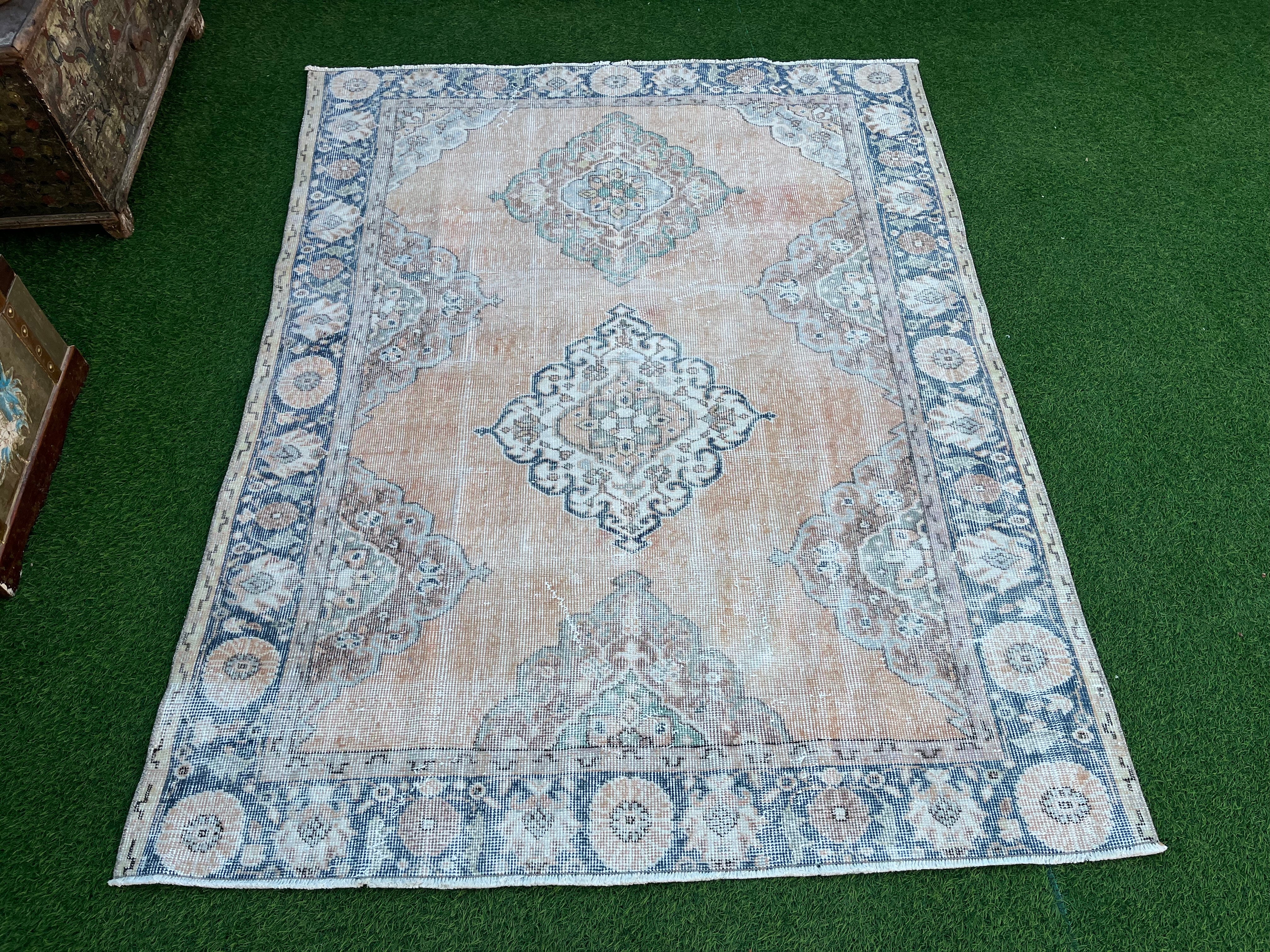 Arjun 4'10'' x 6'6''