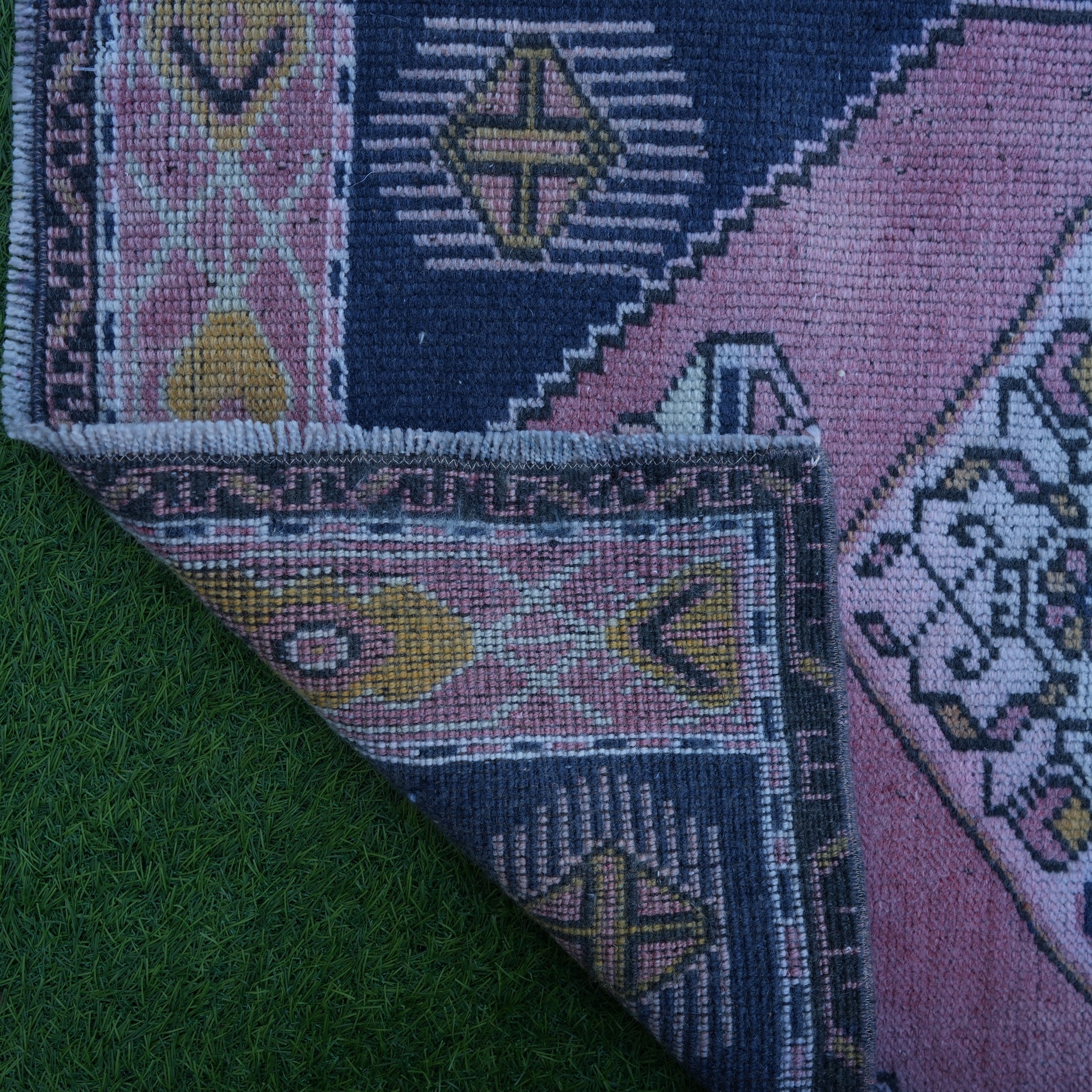 Athene - Small Vintage Rug