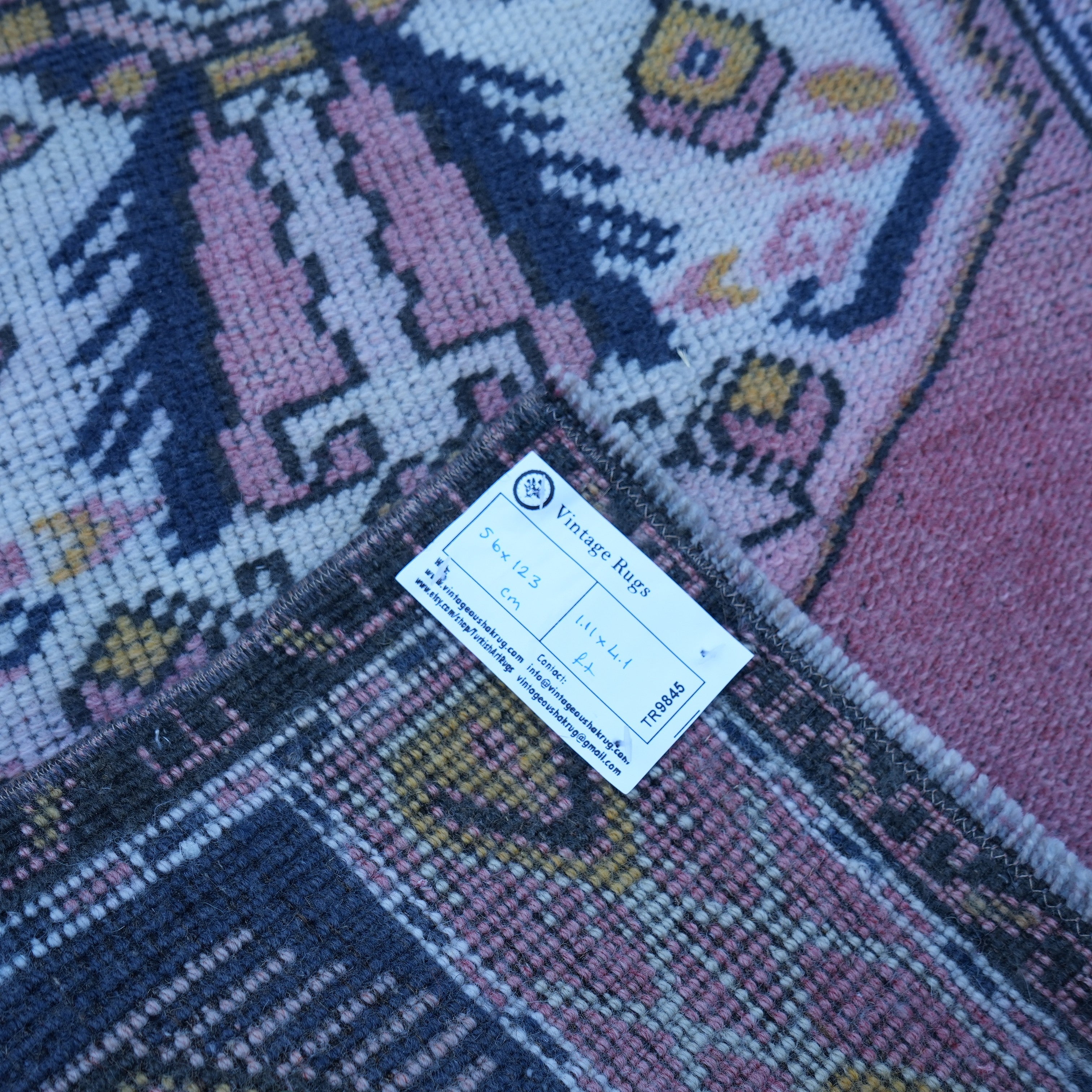 Athene - Small Vintage Rug