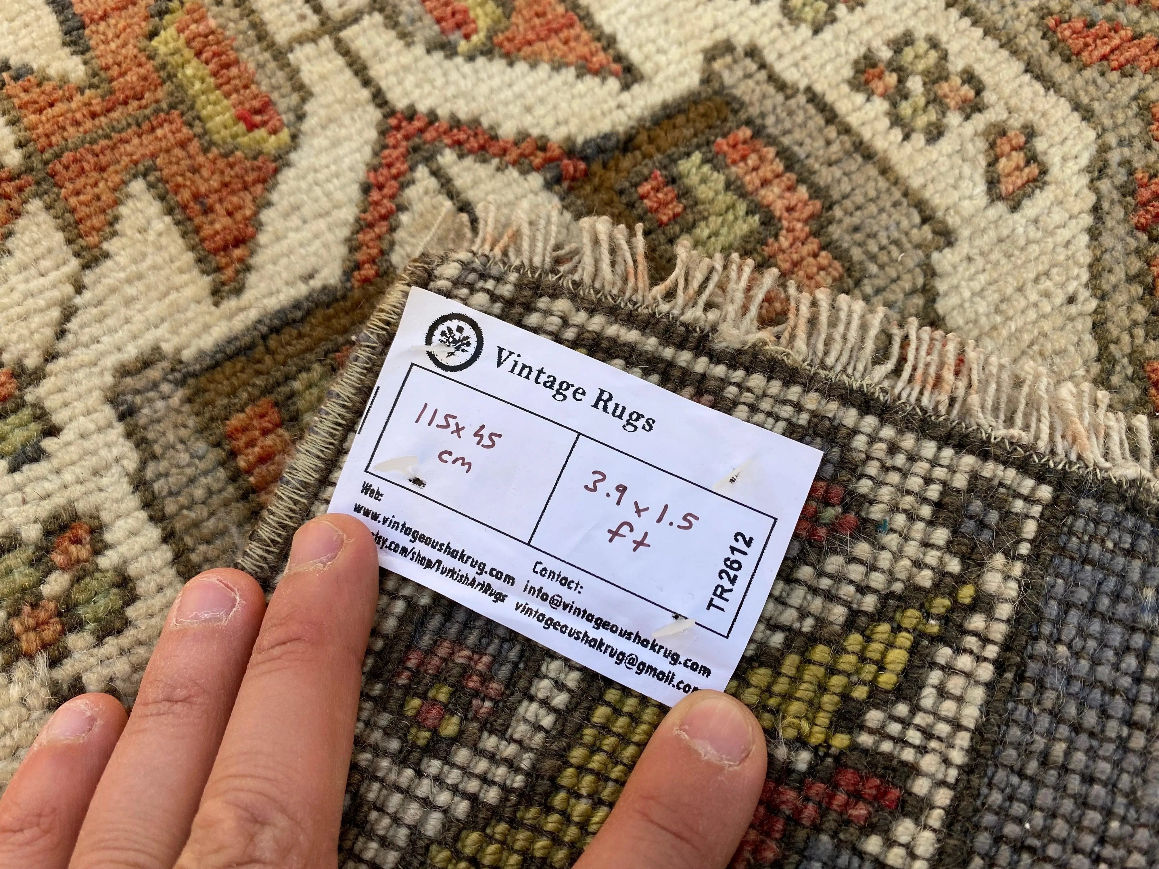 Author 1'5'' x 3'9''