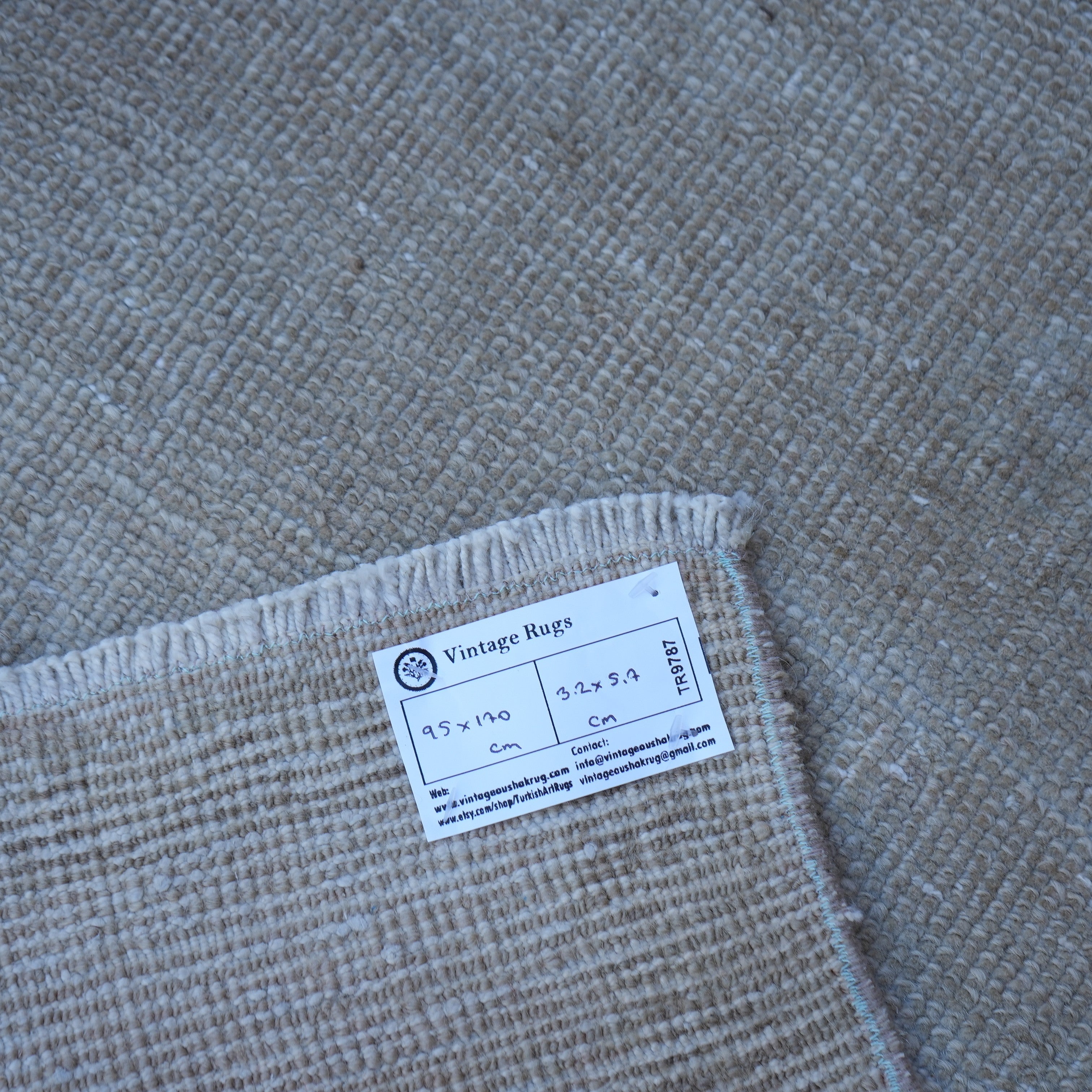 Bird - Handmade Neutral Rug
