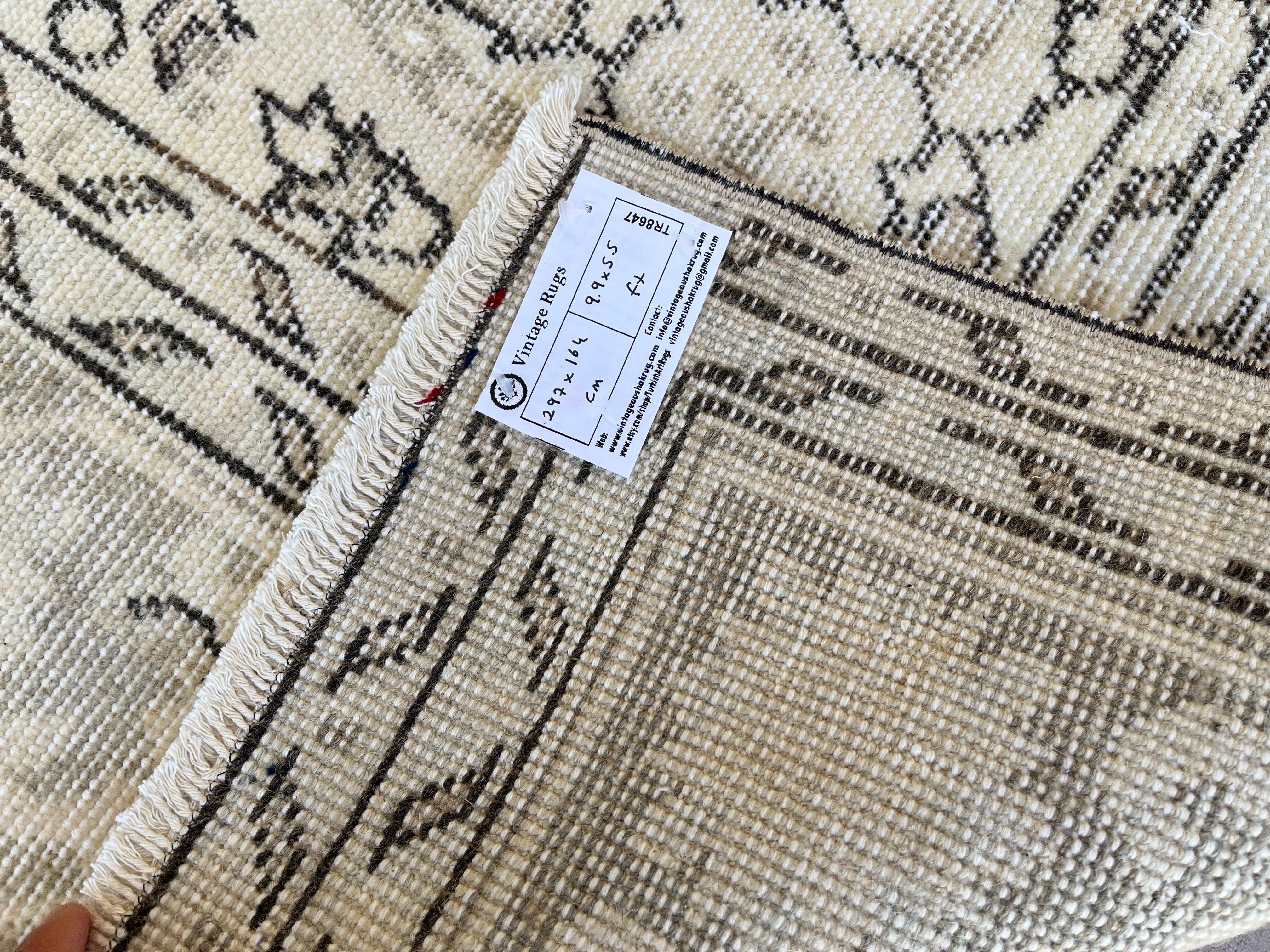 Blanca 5'5'' x 9'9''