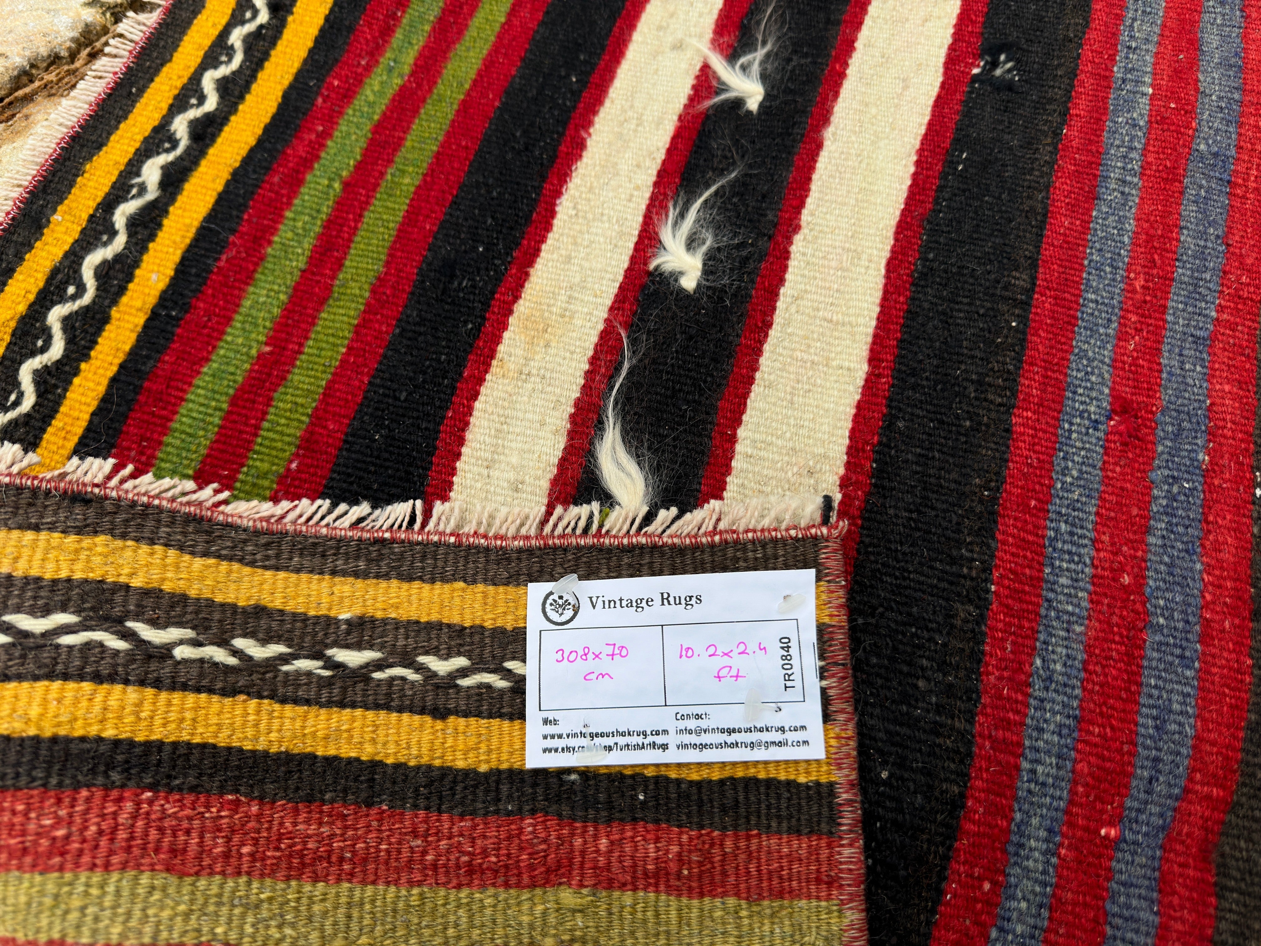 Blythe 2'4'' x 10'2''