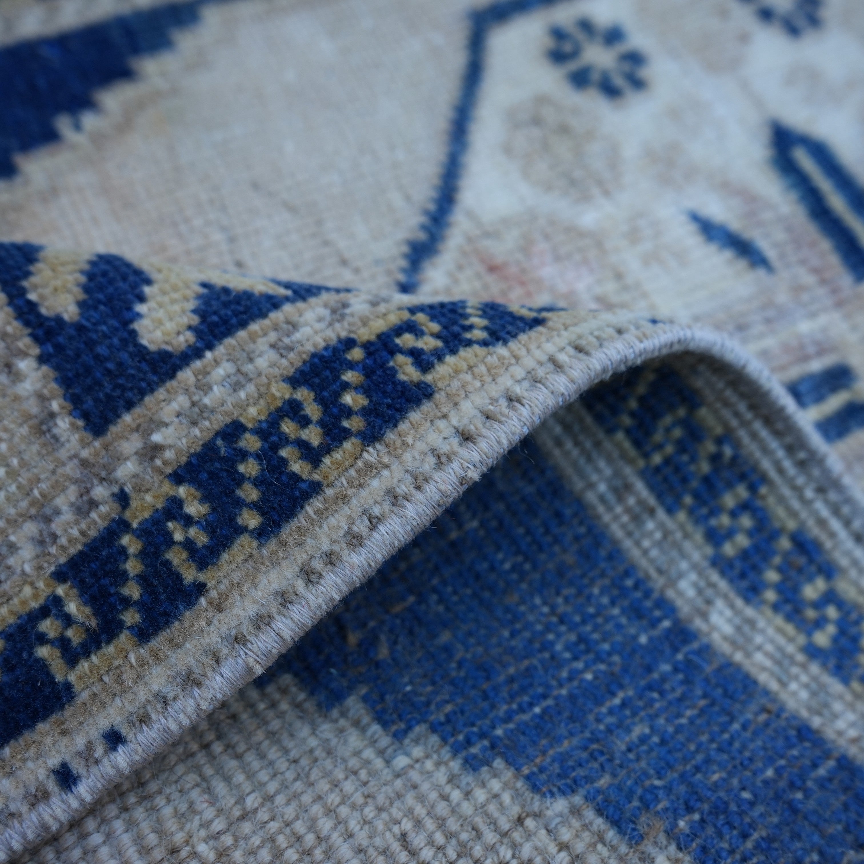 Bobbe - Small Turkish Rug