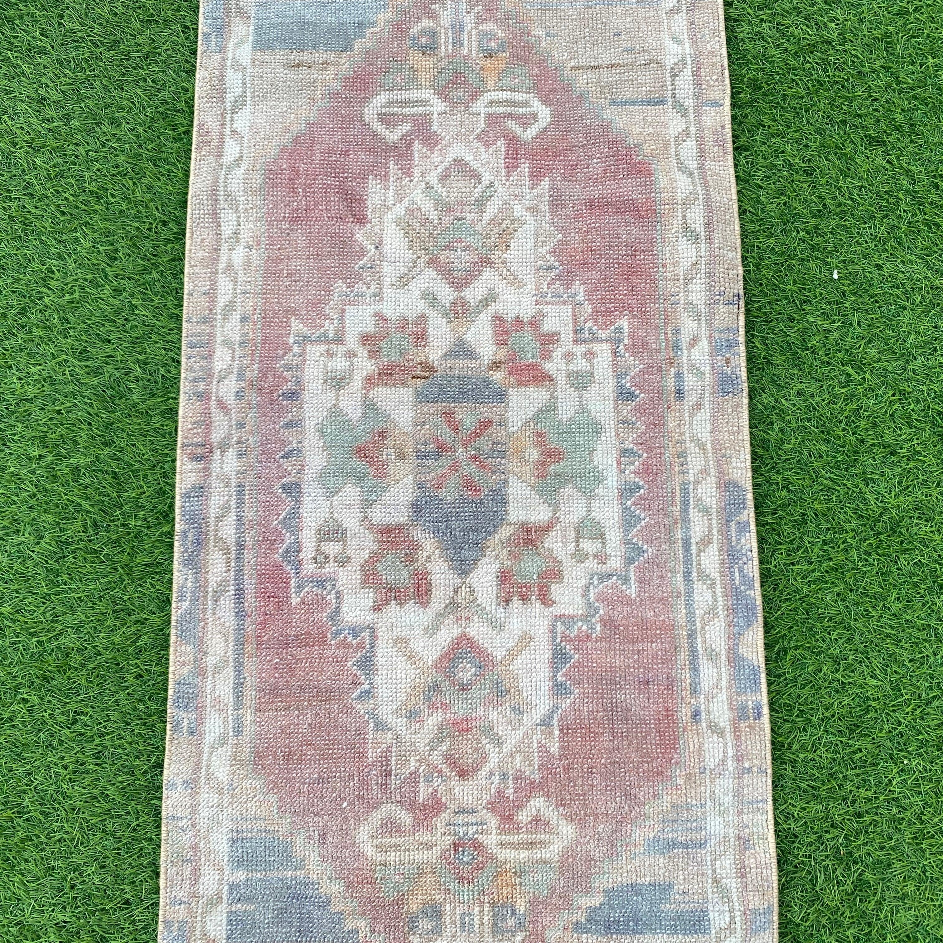 Bode 1'5'' x 4'2''