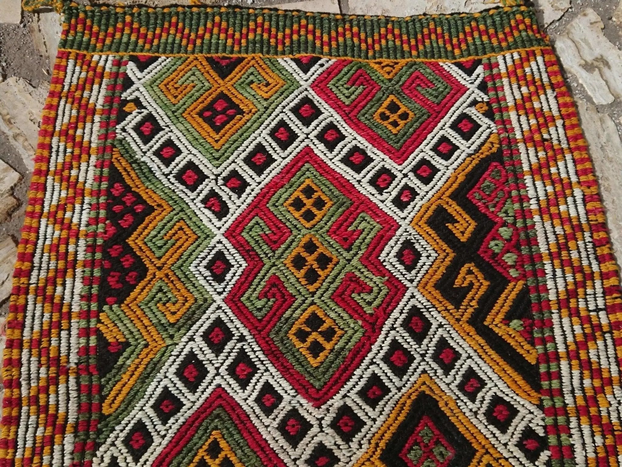 Bradford 2'2'' x 3'6''