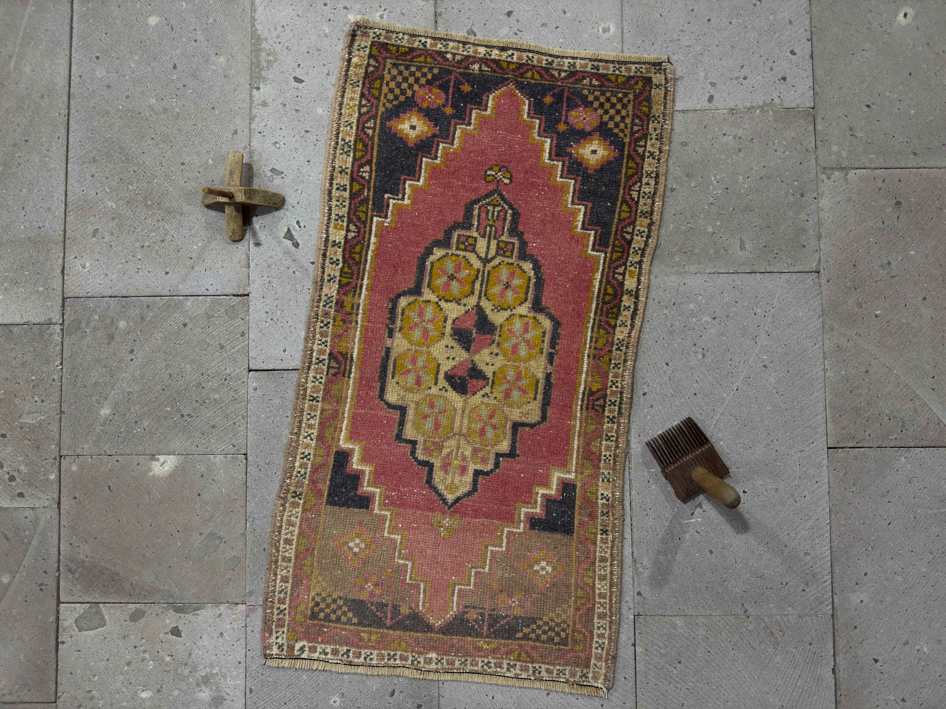 Bren 1’9” x 3’3”