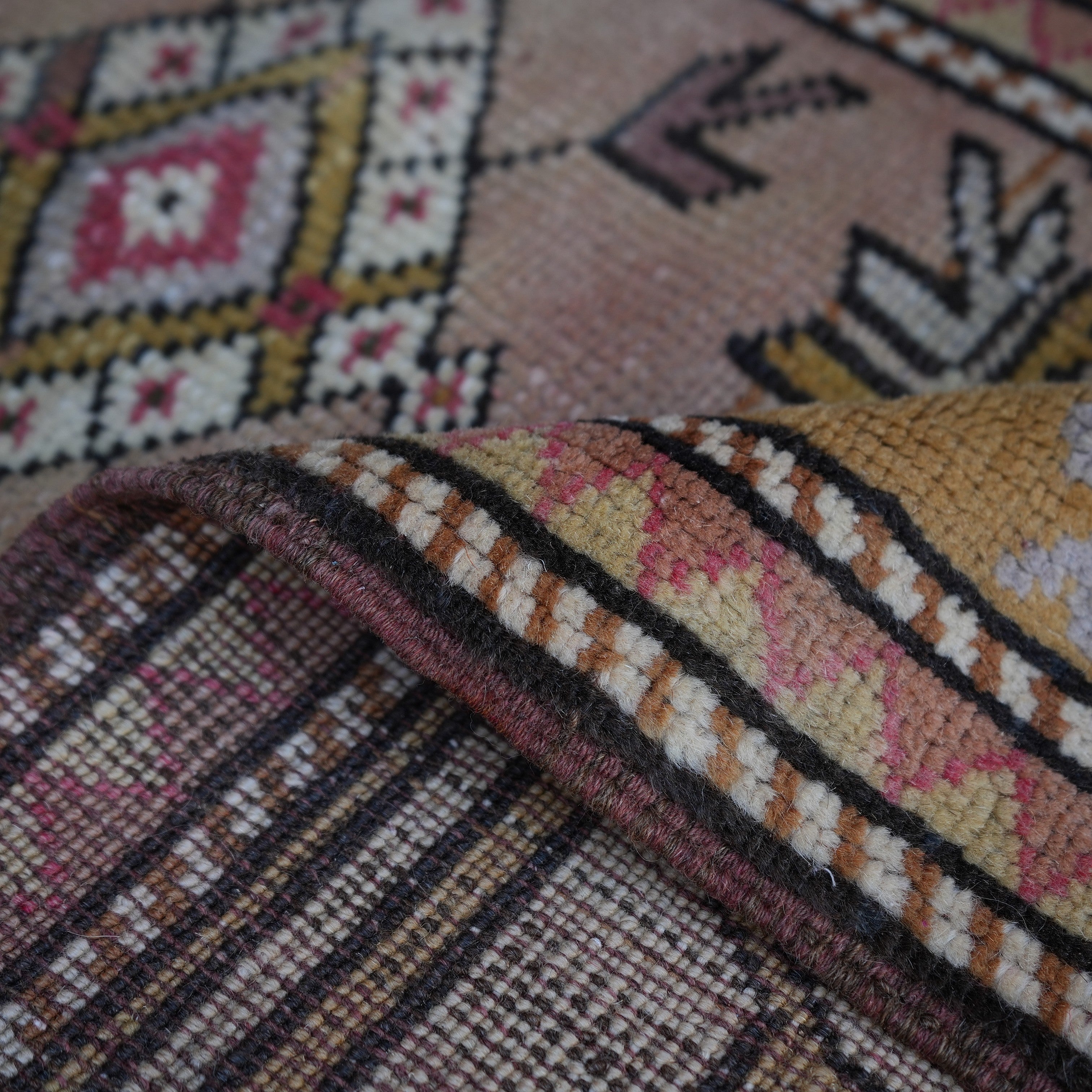 Codi - Authentic Vintage Rug