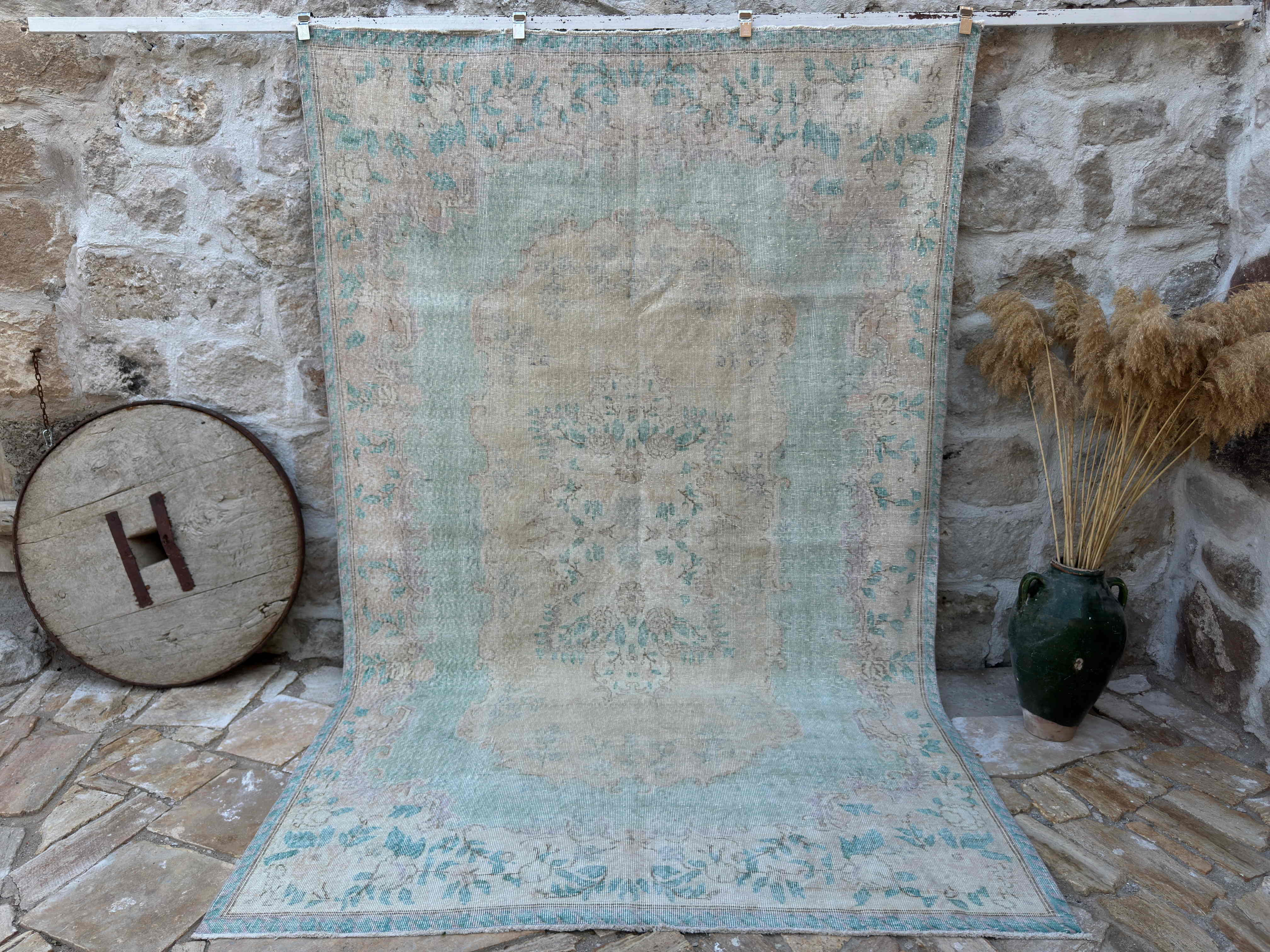 Daulton 6' x 10'1''