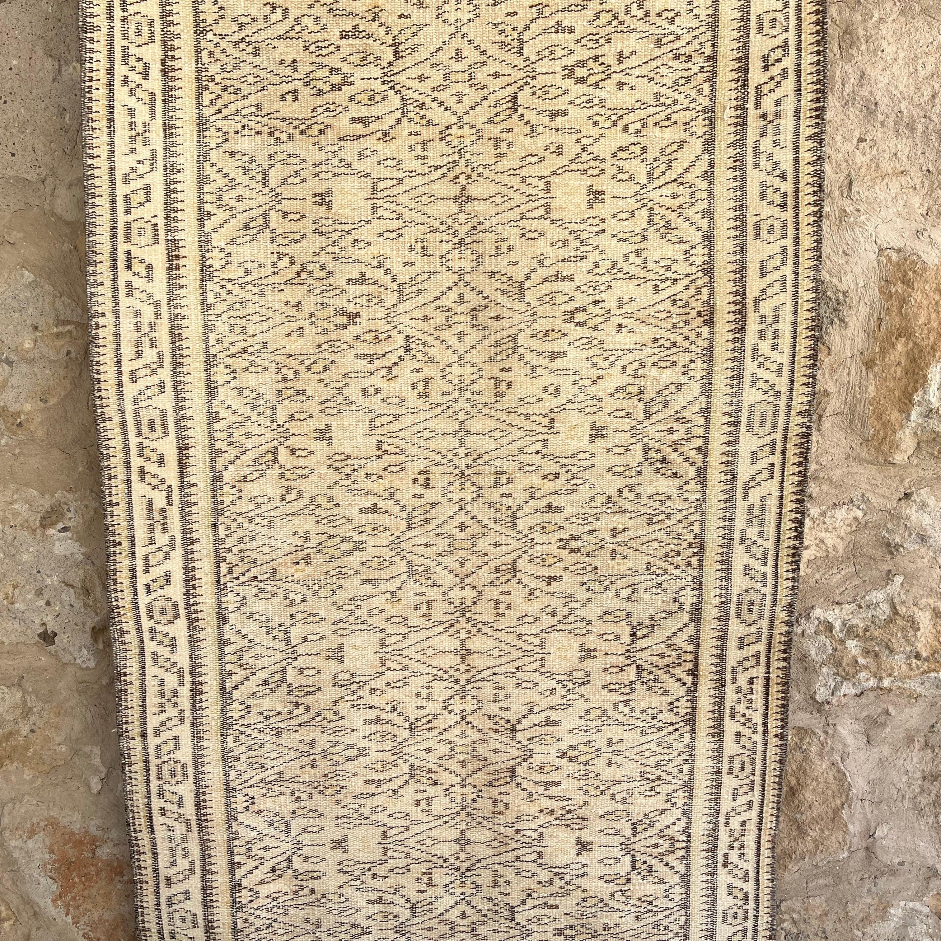 Dax 3' x 6'7''