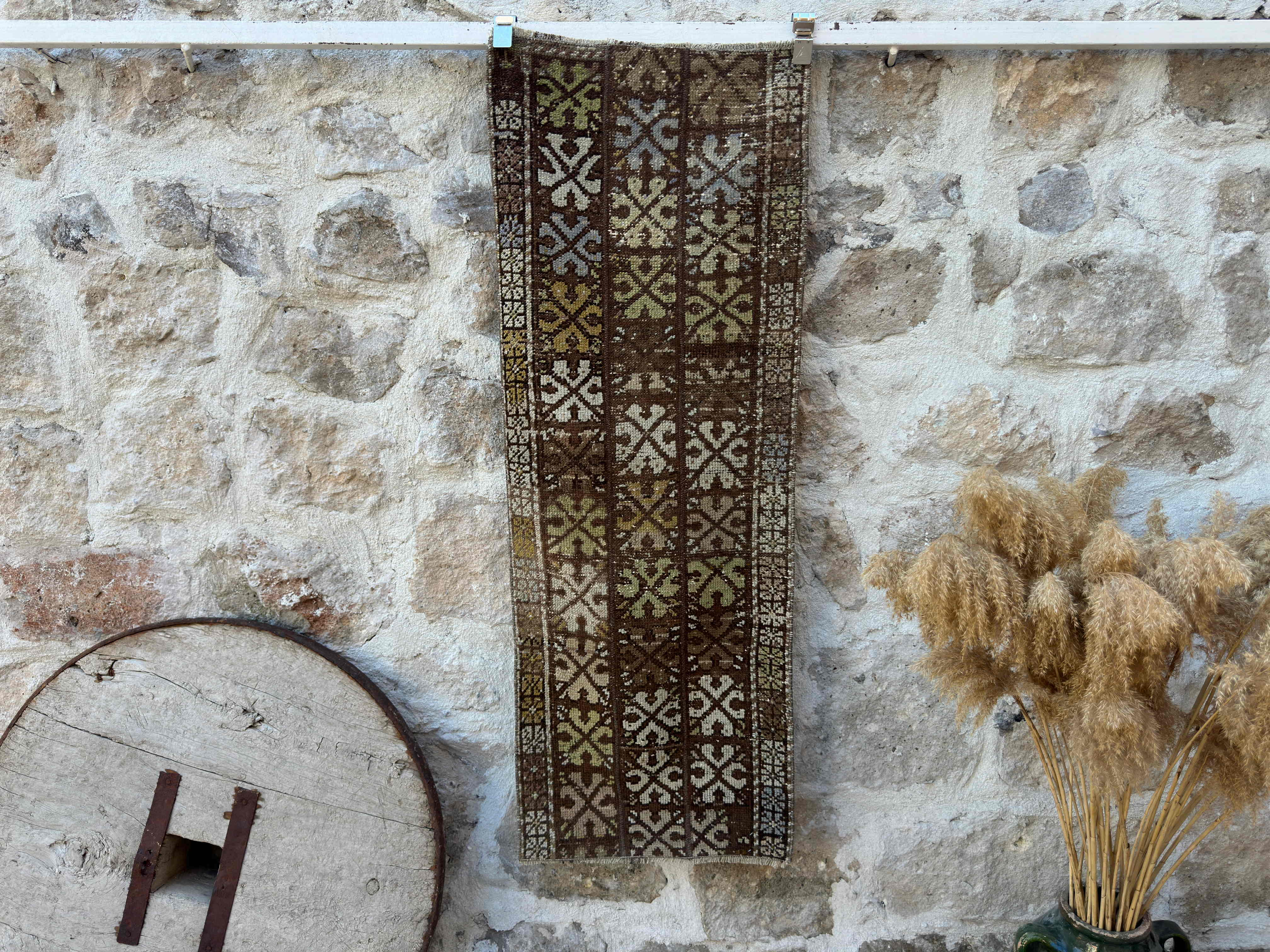 Daxton 1'10'' x 5'1''