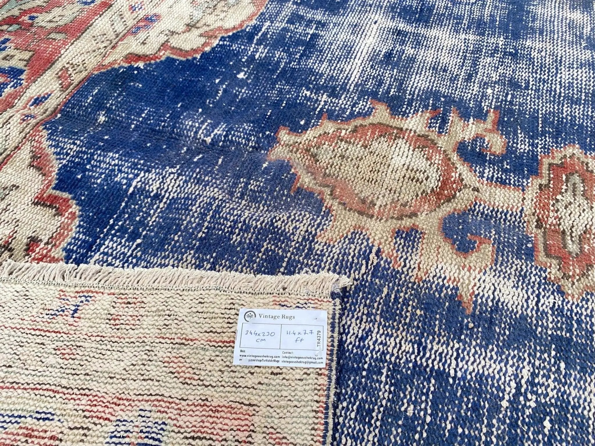 Derby 7'7'' x 11'4''