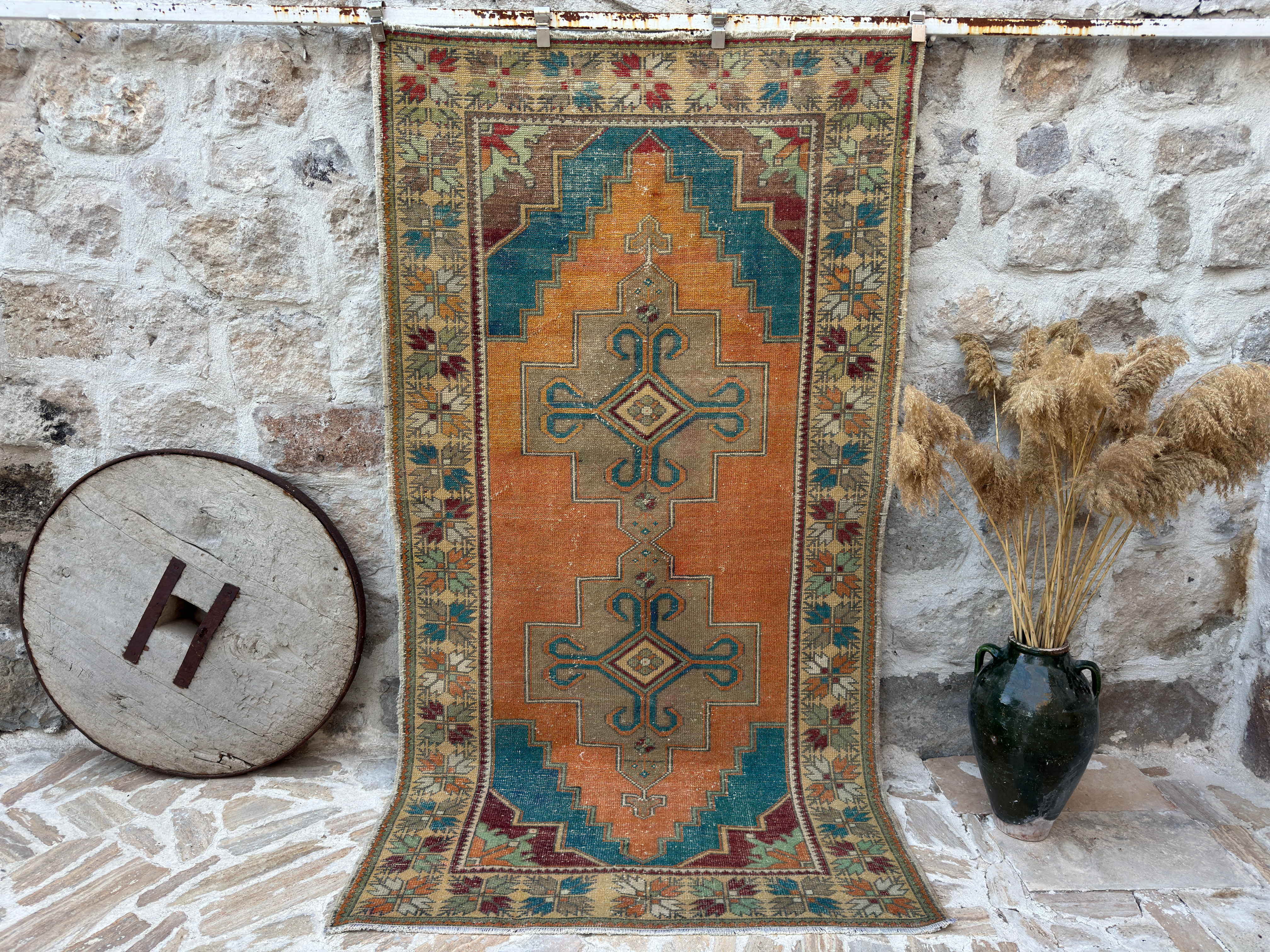 Donelle 4’6” x 8’5”