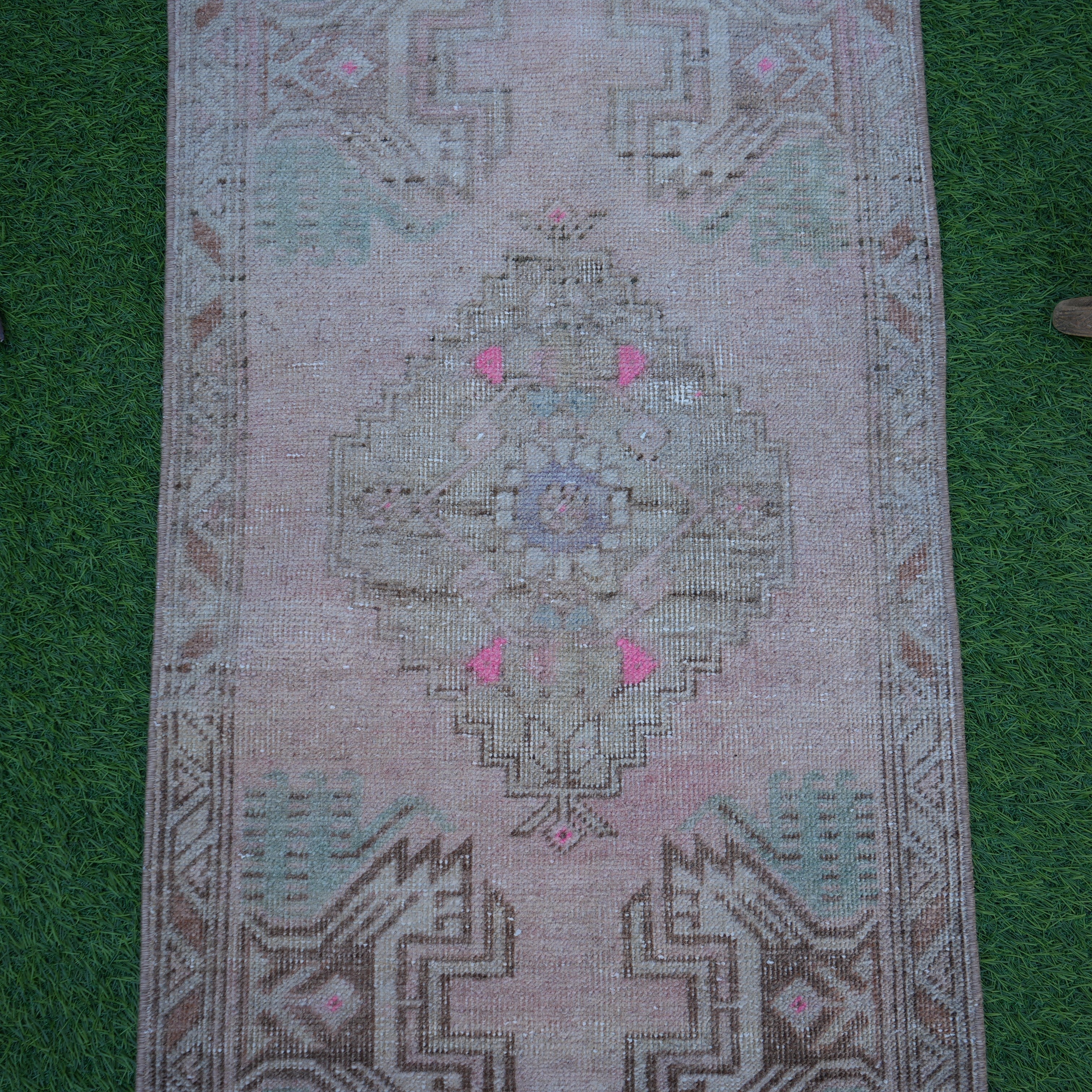 Doralyn - Small Vintage Rug