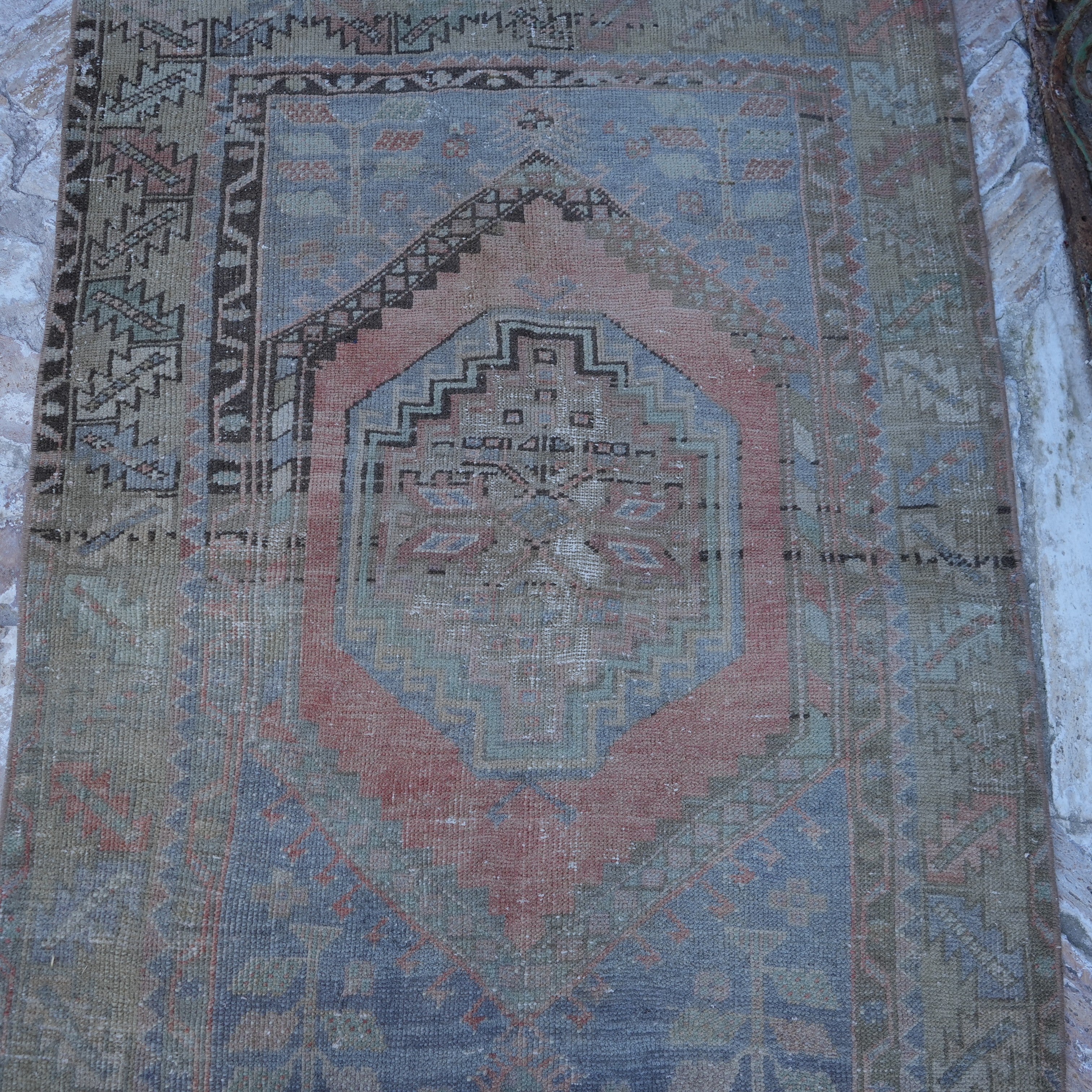 Elly - Vintage Area Rug