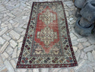 Faith 4'1'' x 8'2''