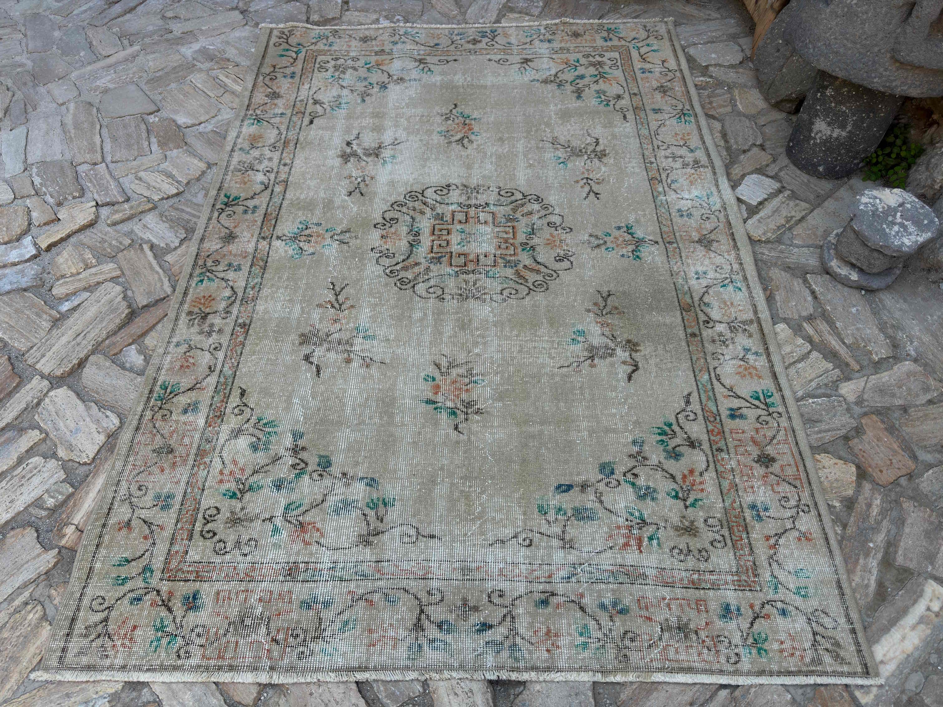 Fitzroy 5'8'' x 8'3''