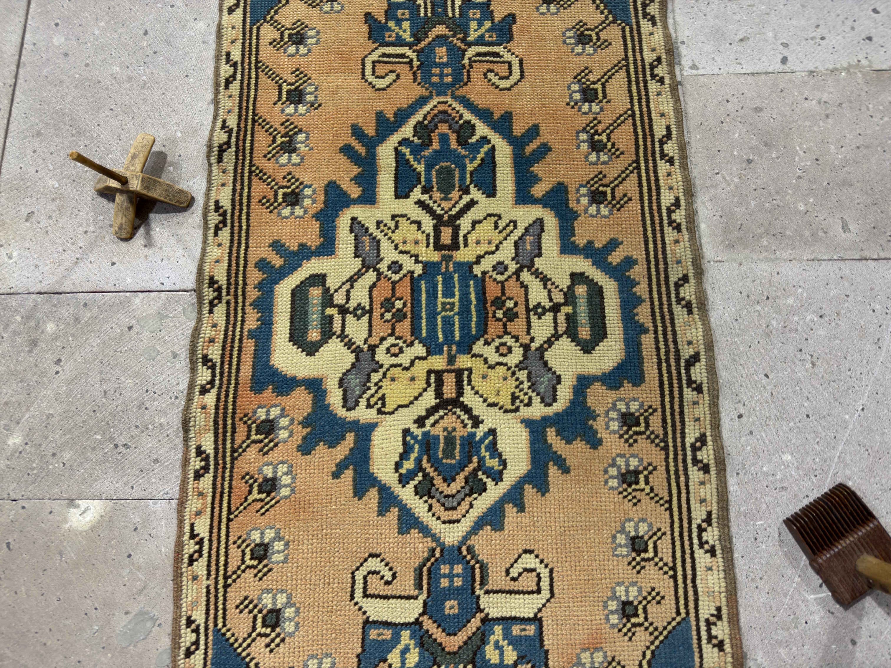 Gena 2’1” x 5’