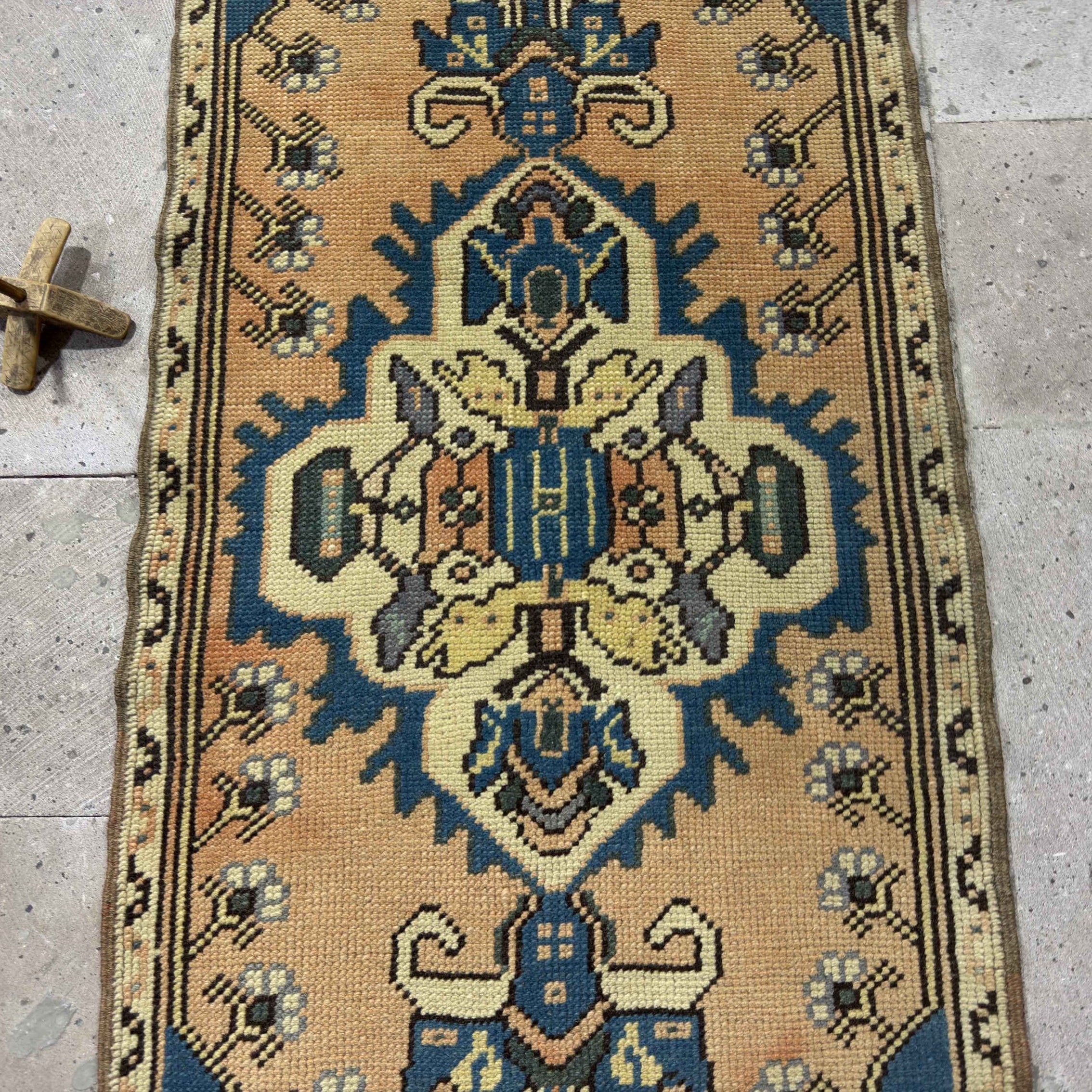 Gena 2’1” x 5’