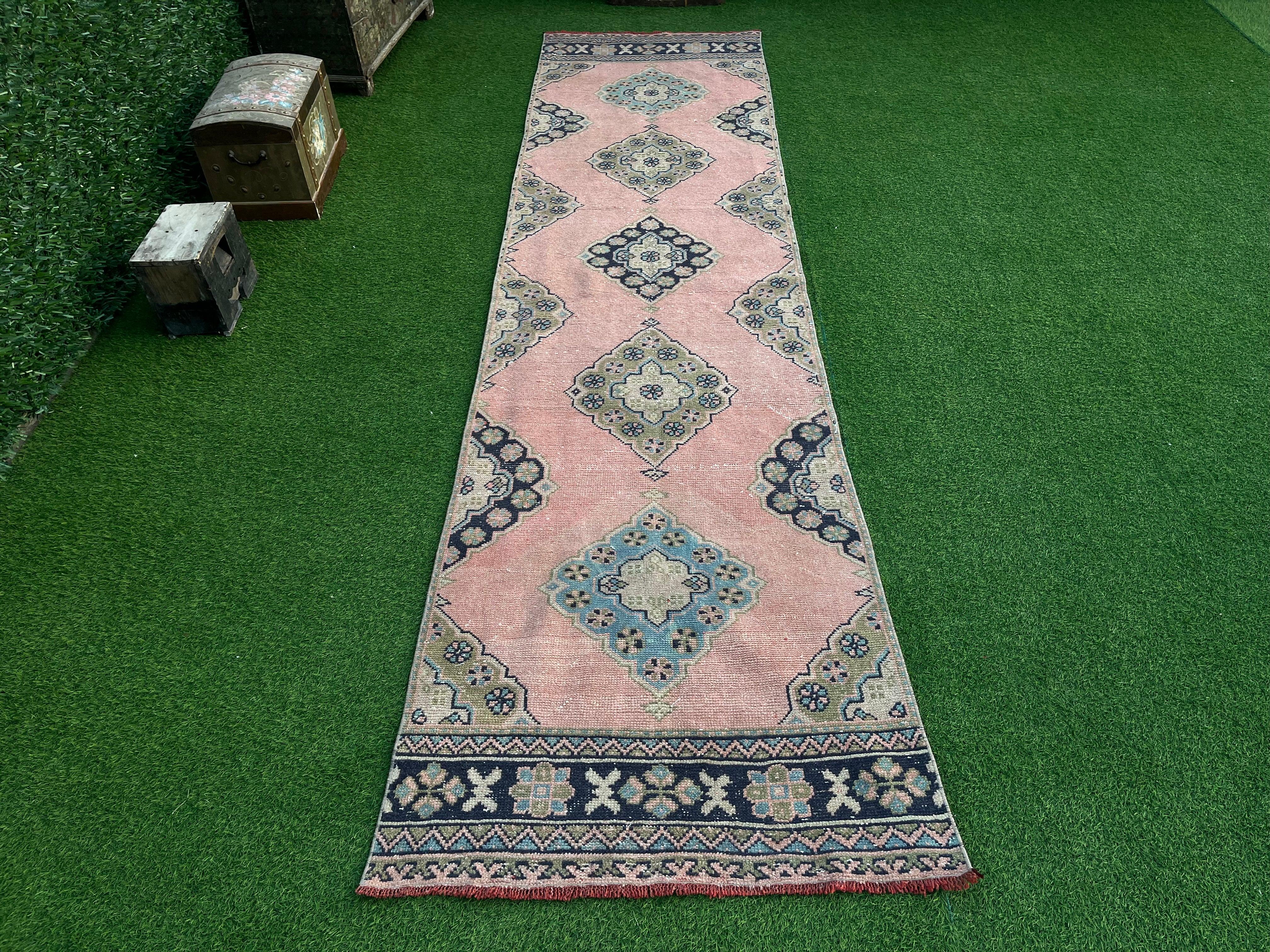 Graydon 3' x 11'10''