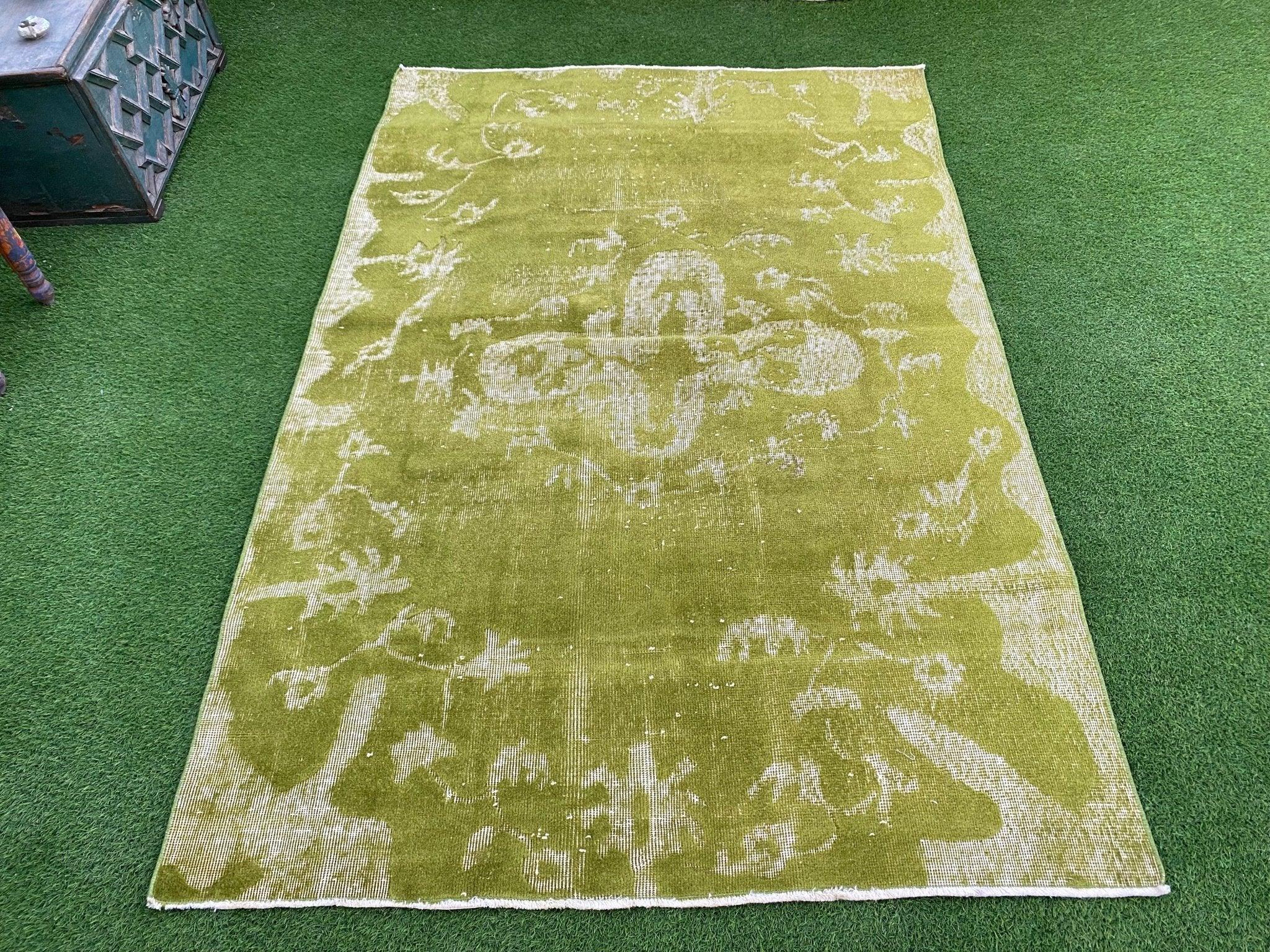 Grayson 4'10'' x 7'3''