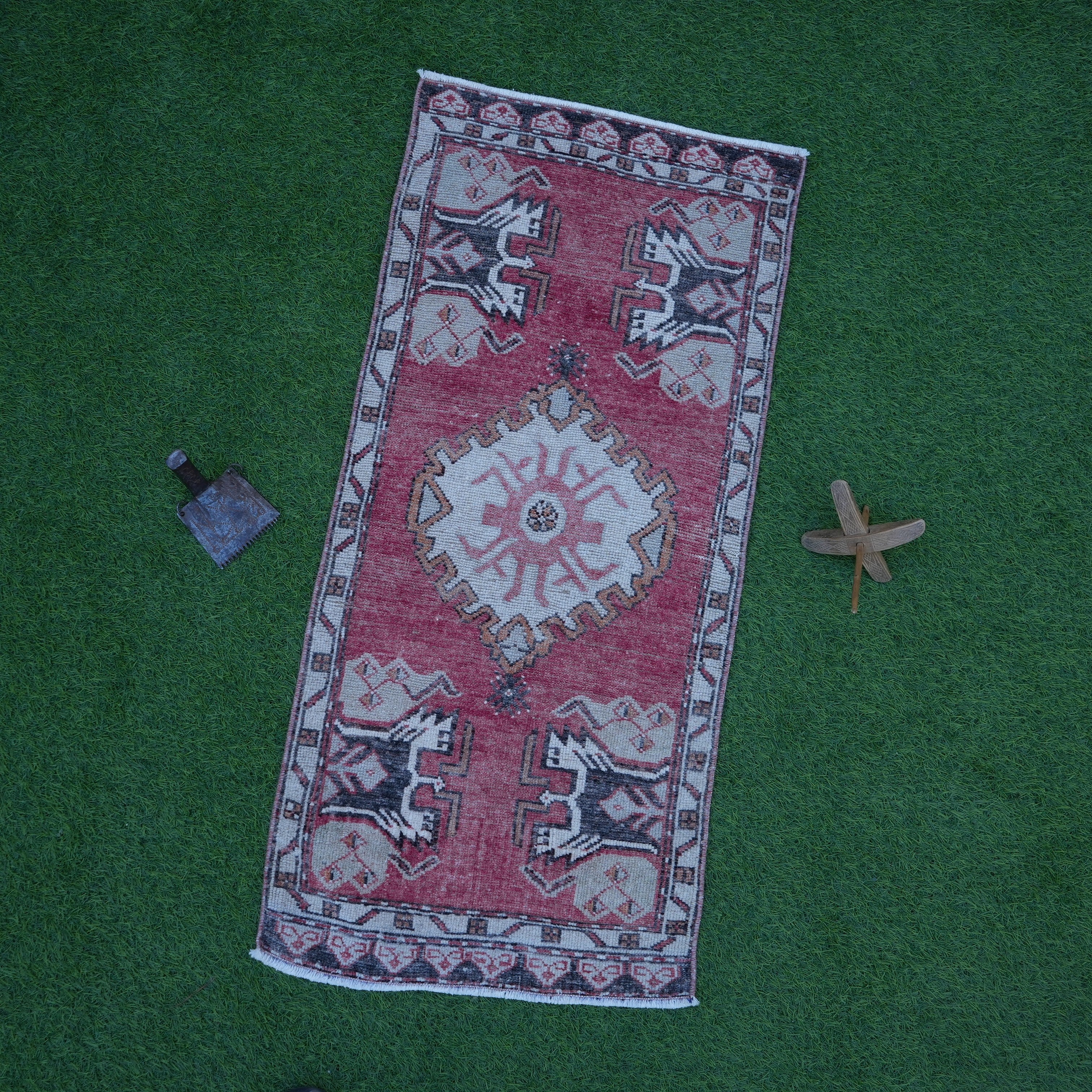 Hadria - Vintage Anatolian Rug
