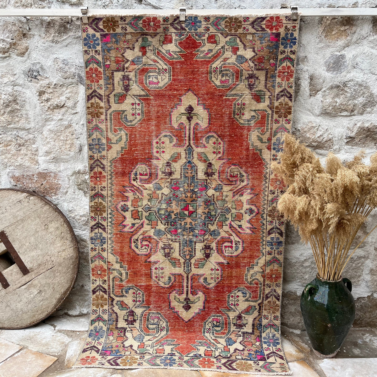 Red 4' x 7' handknoted rug with traditional design, handmade in Turkey – Chrysta.
