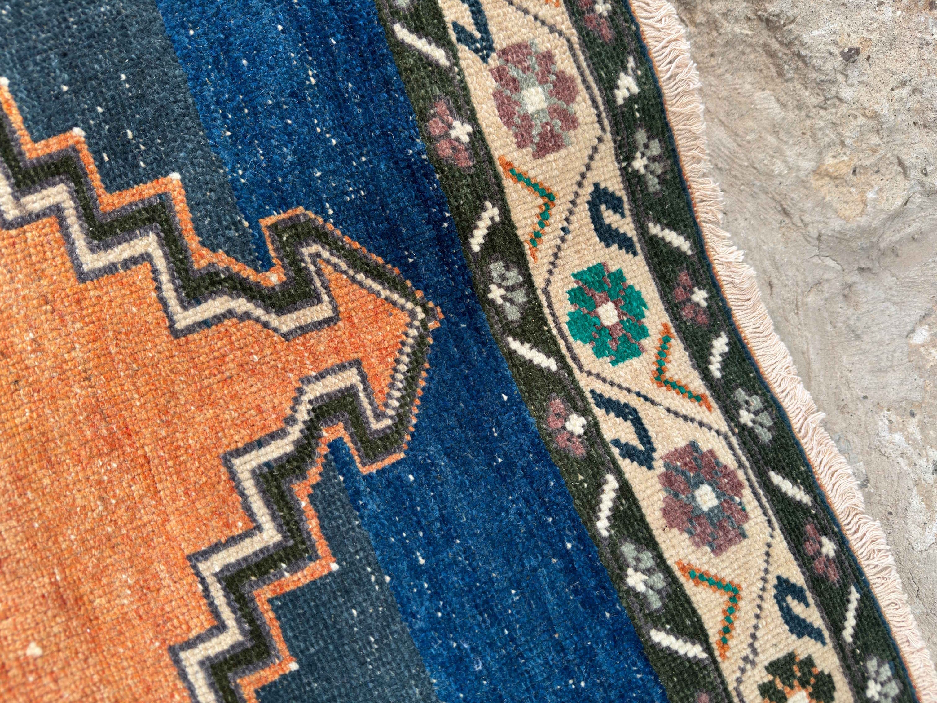 Jami 3’8” x 5’