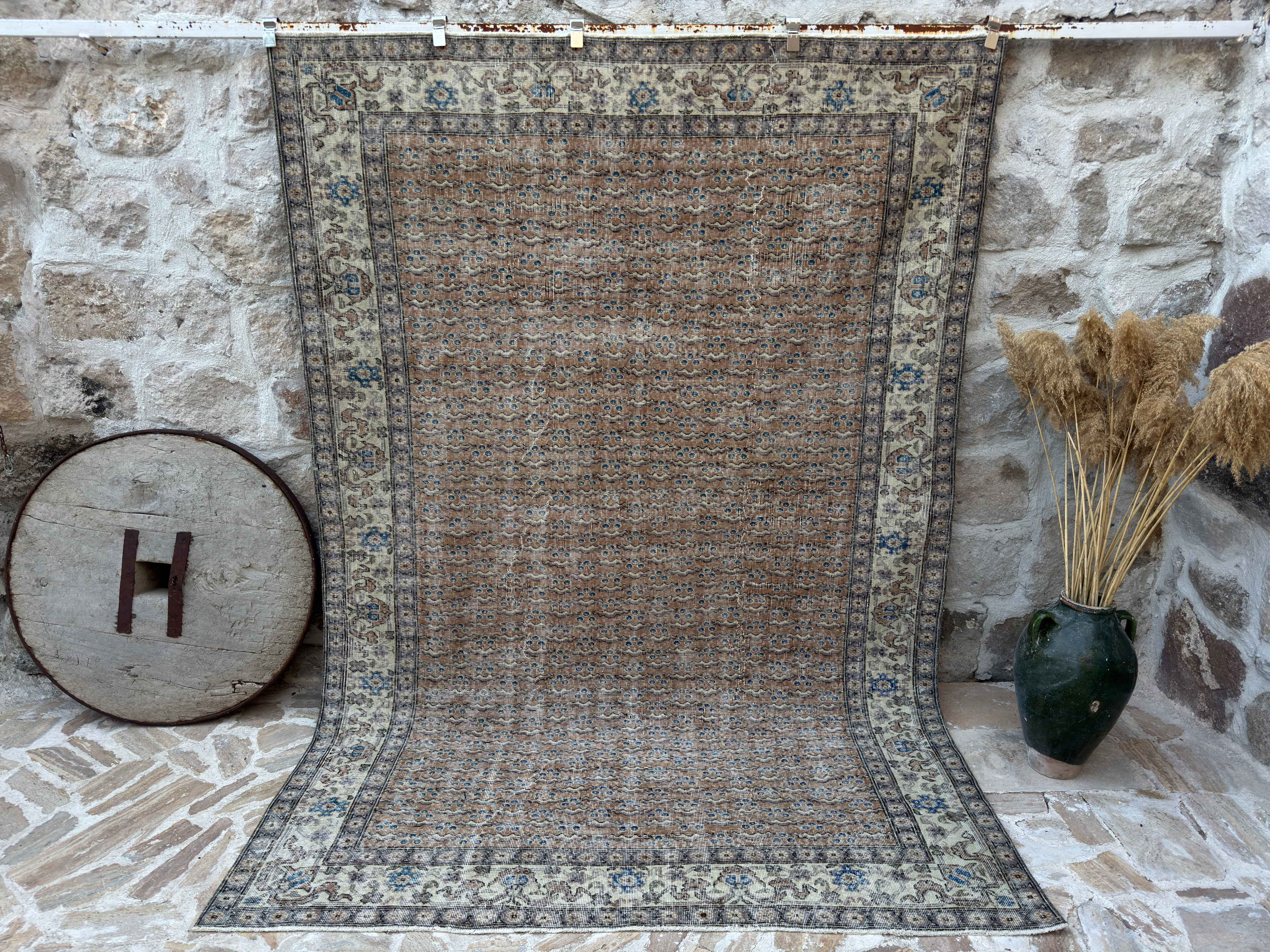 Joell 6’7” x 9’5”