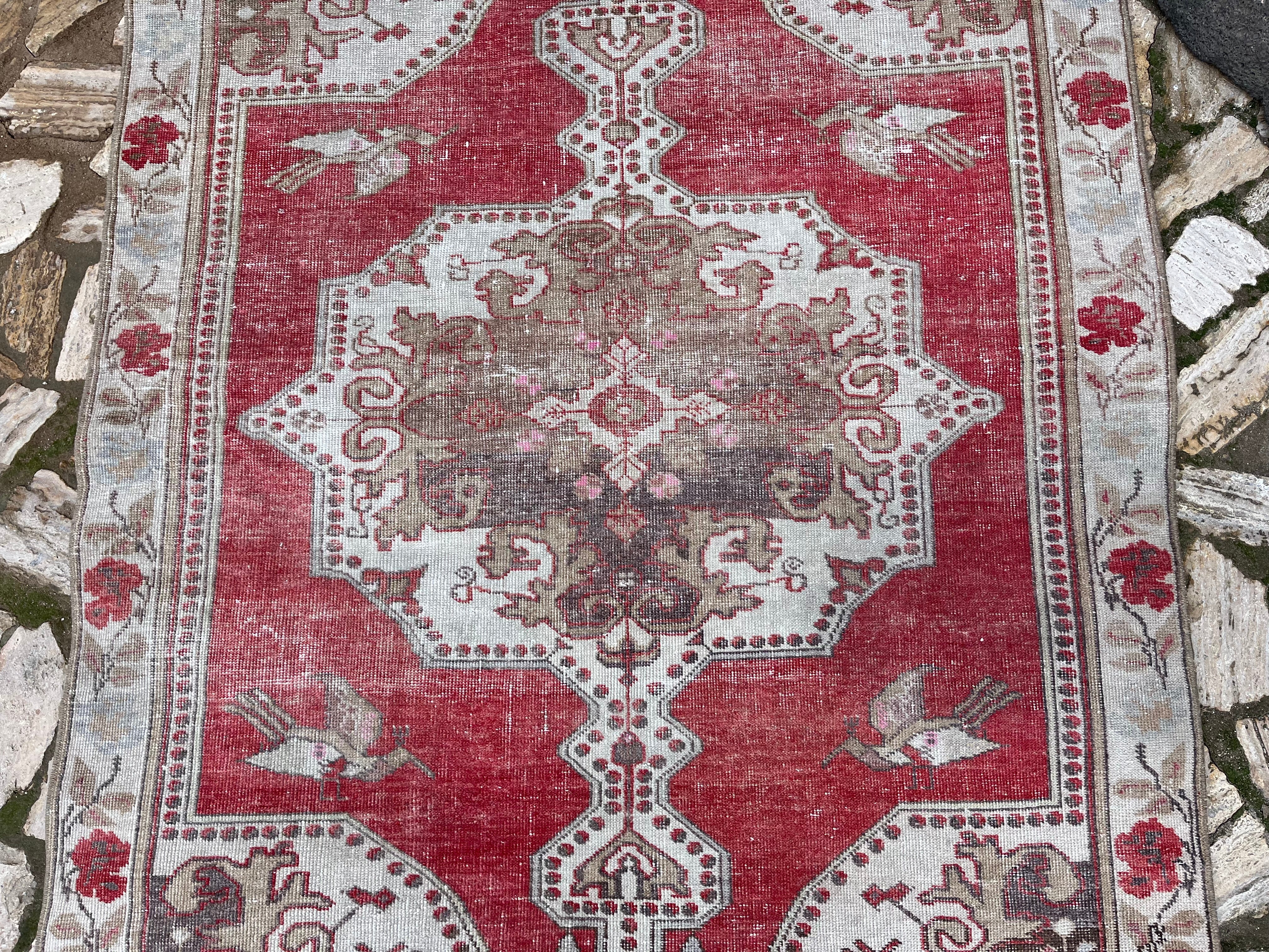 Kamil 4'6'' x 7'