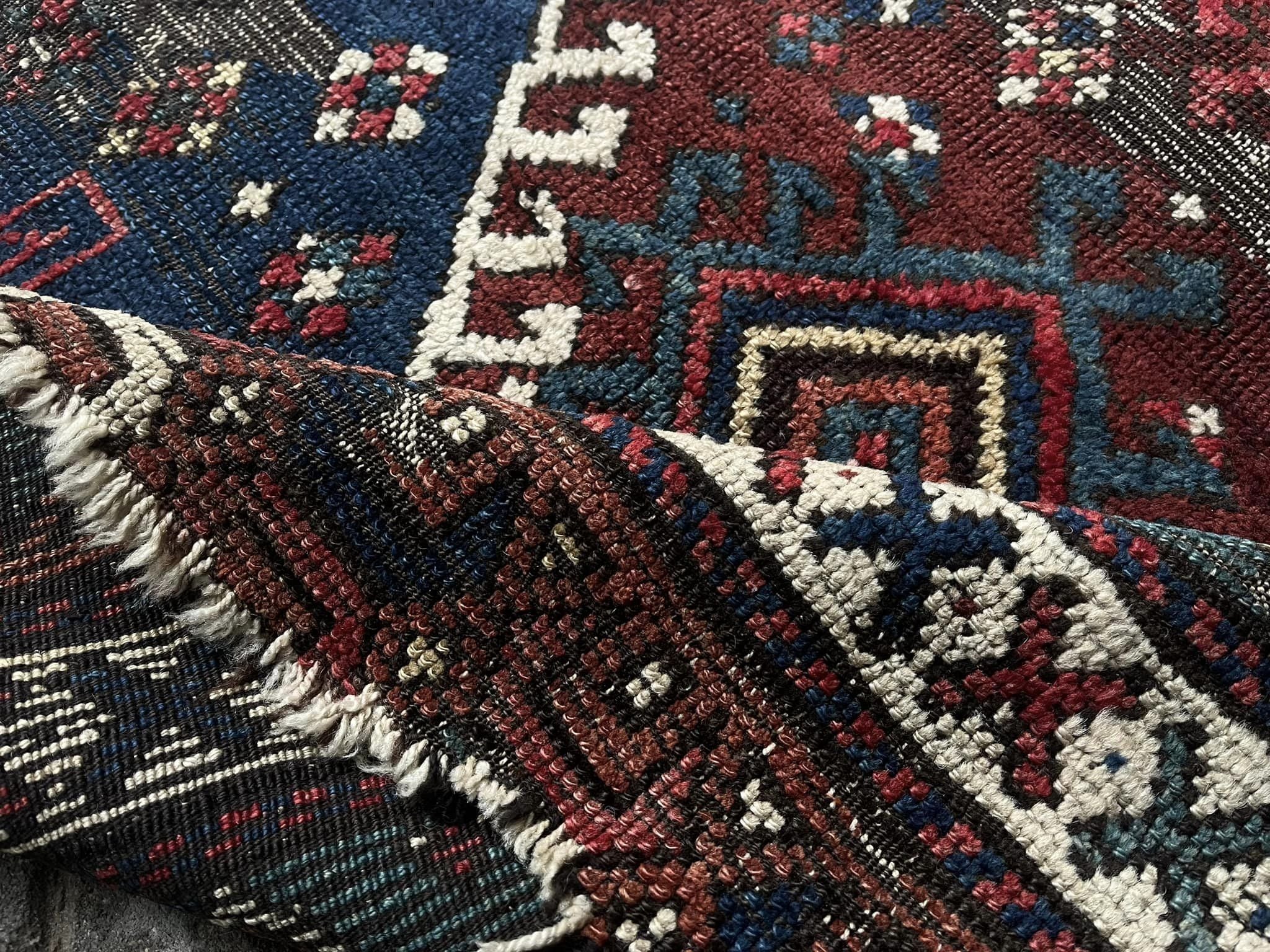 Karakeçili 4'2'' x 5'9''