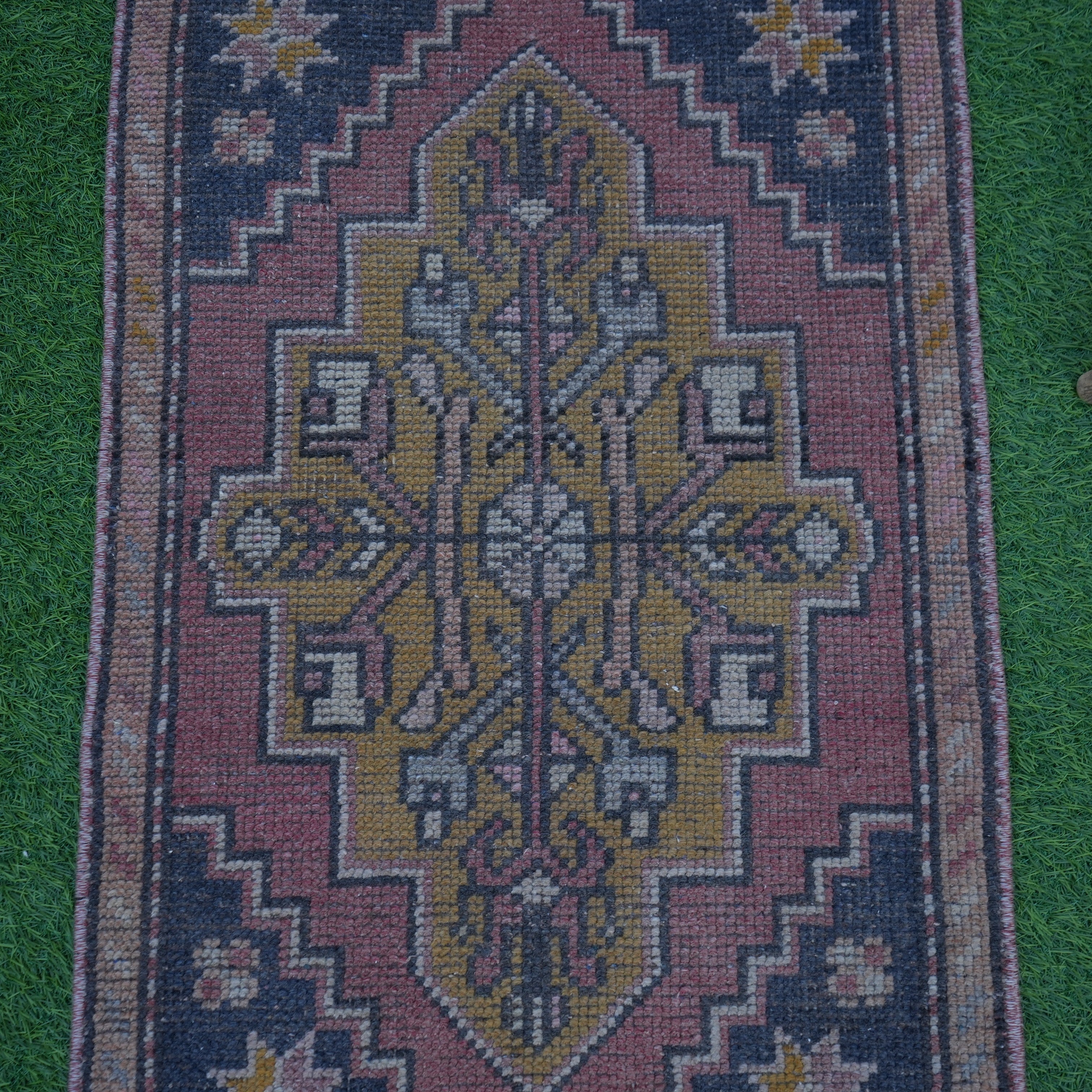 Karry - Mini Turkish Rug
