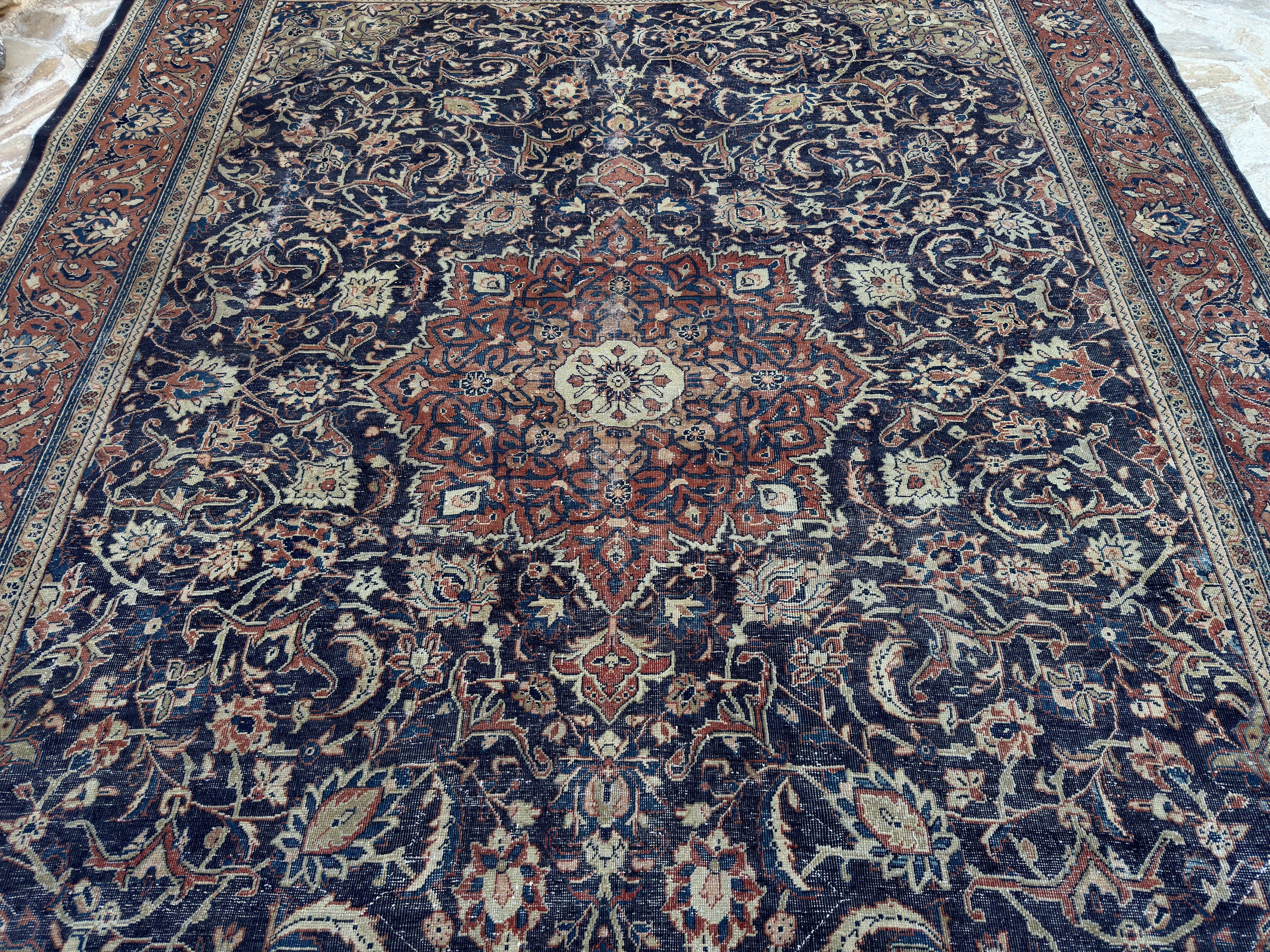 Kelly 10’7” x 14’