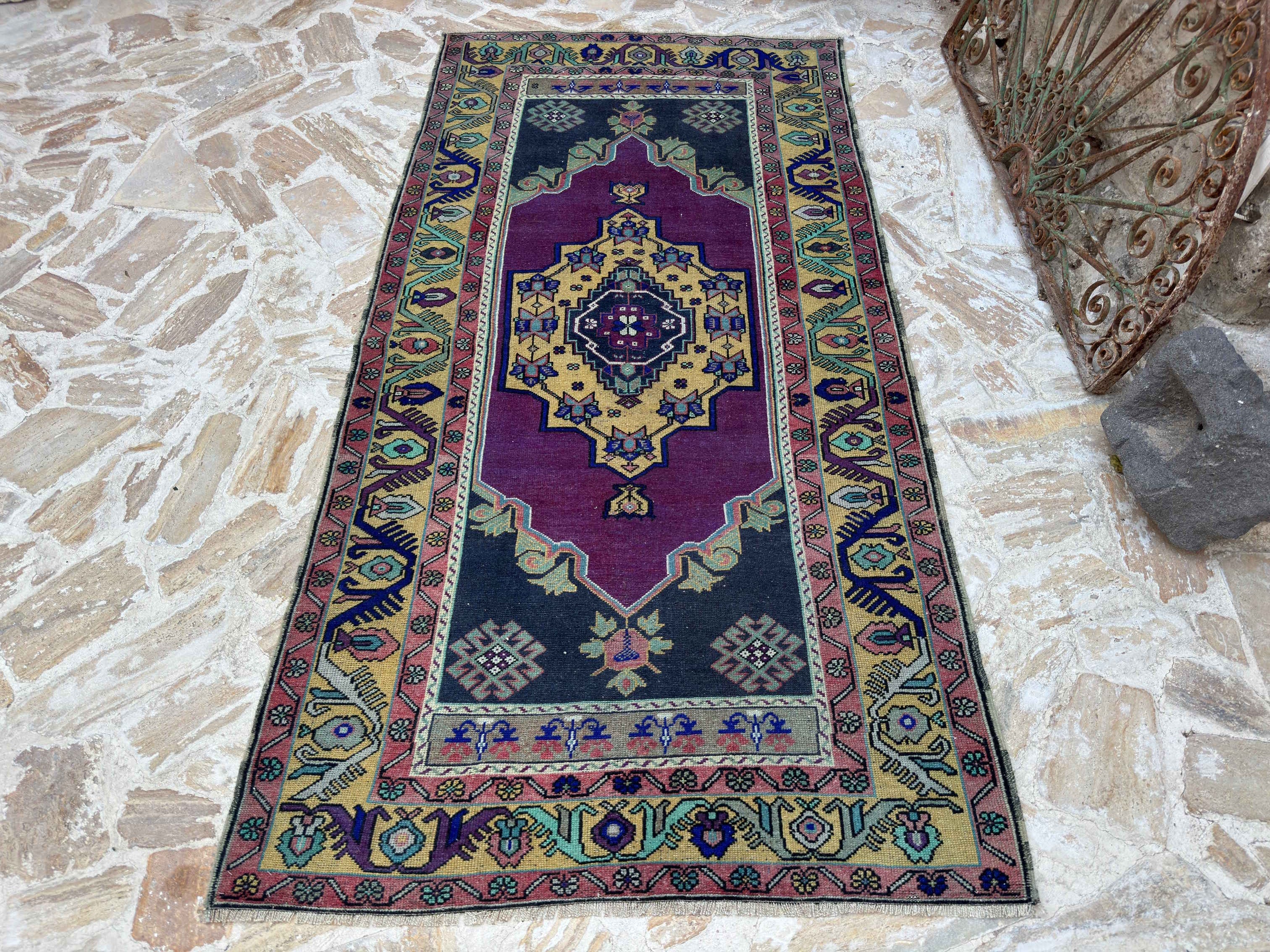 Kiele 4’3” x 8’5”