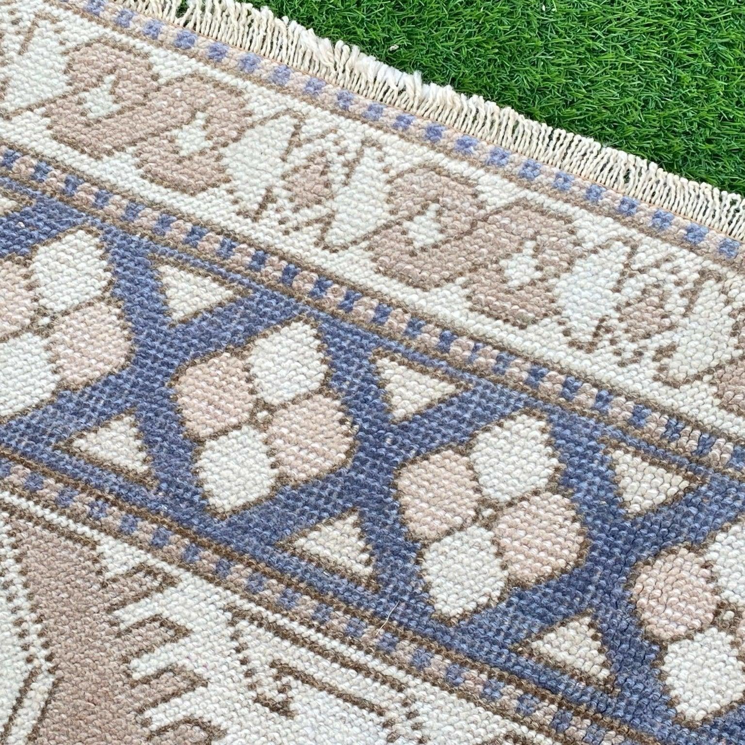 Lacey 13' x 15'5''