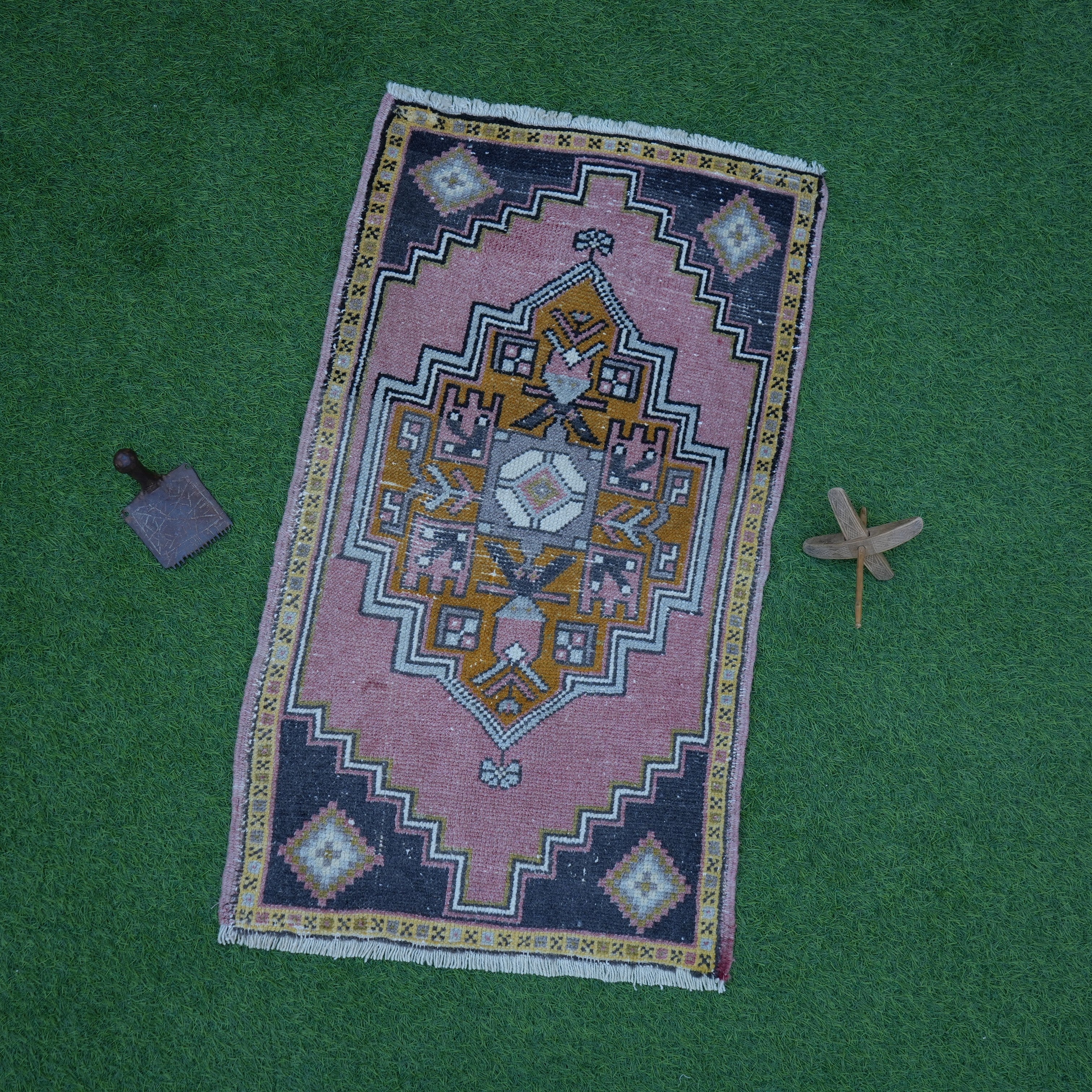 Leese - Small Area Rug