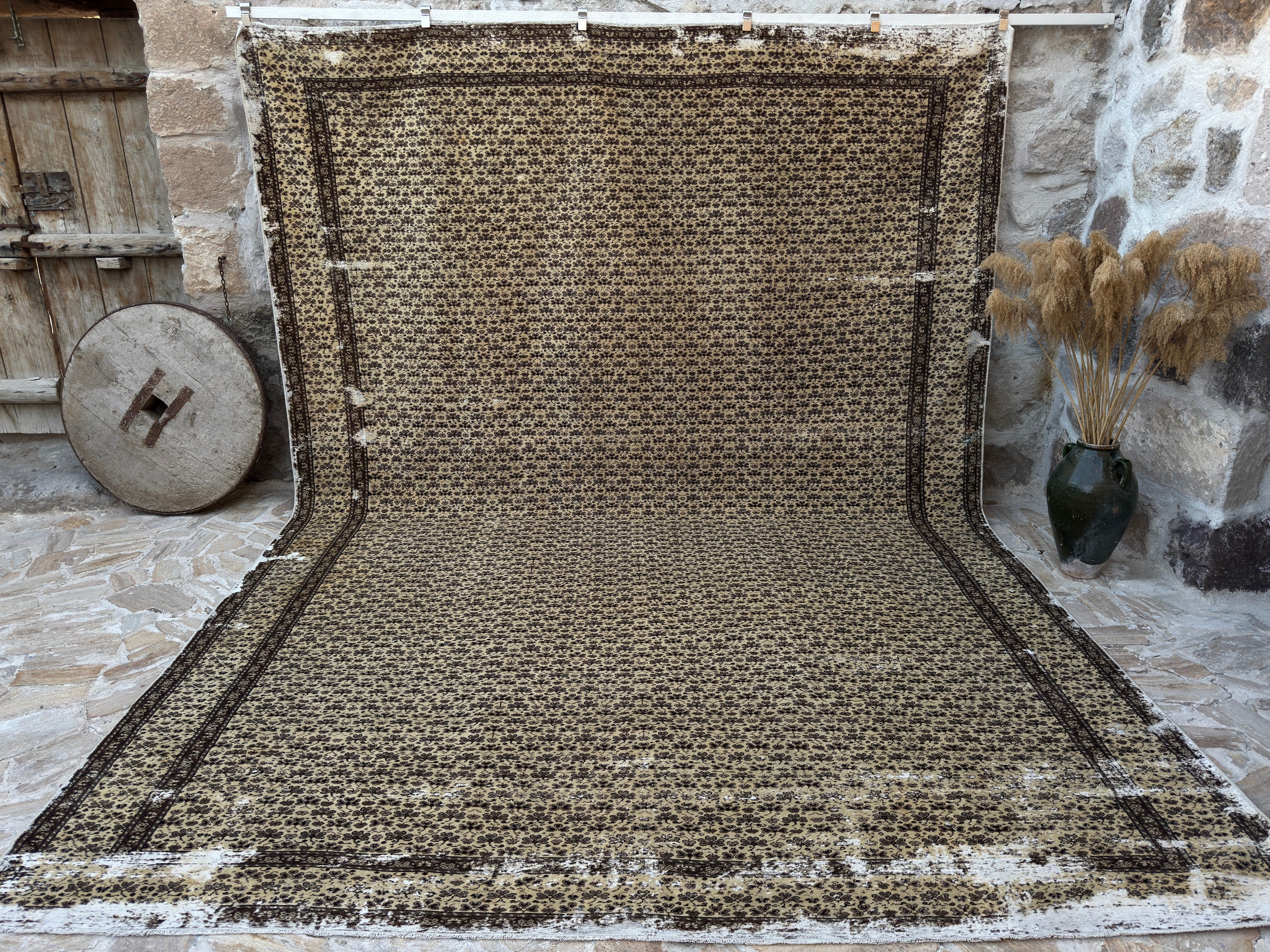 Madelin 10’3” x 14’3”