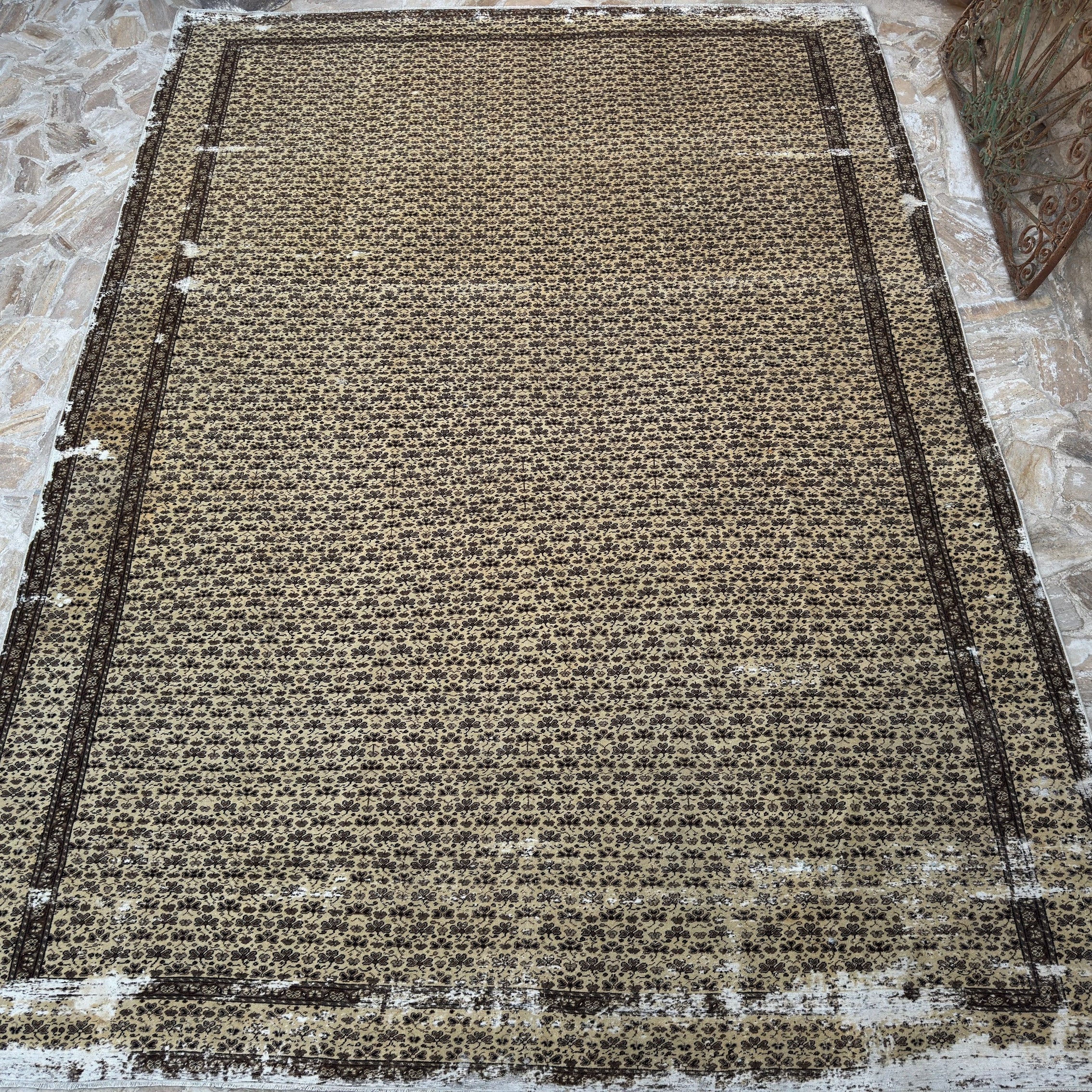 Madelin 10’3” x 14’3”