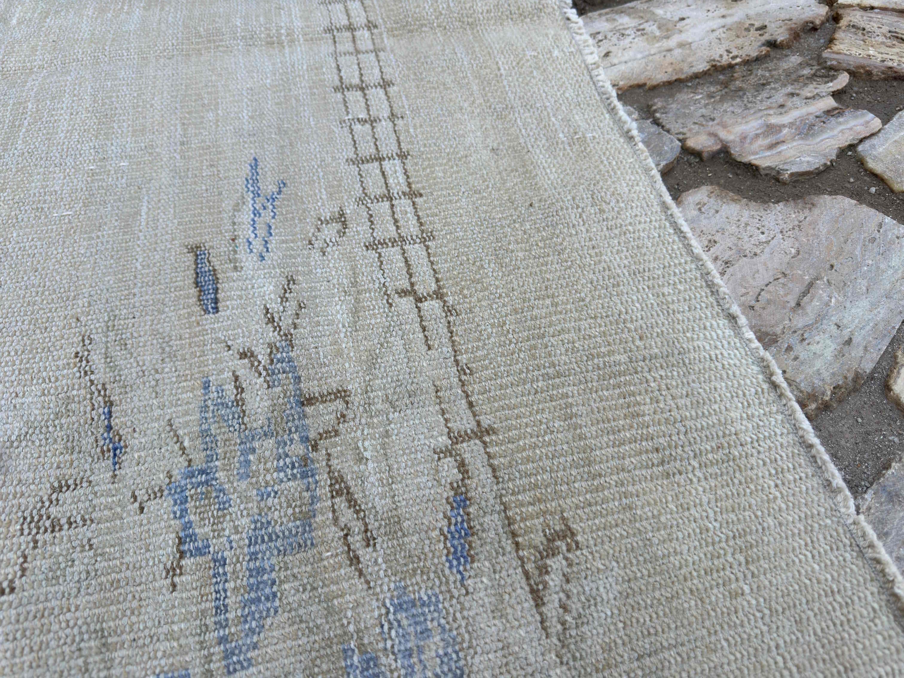 Marshall 5'10'' x 8'3''