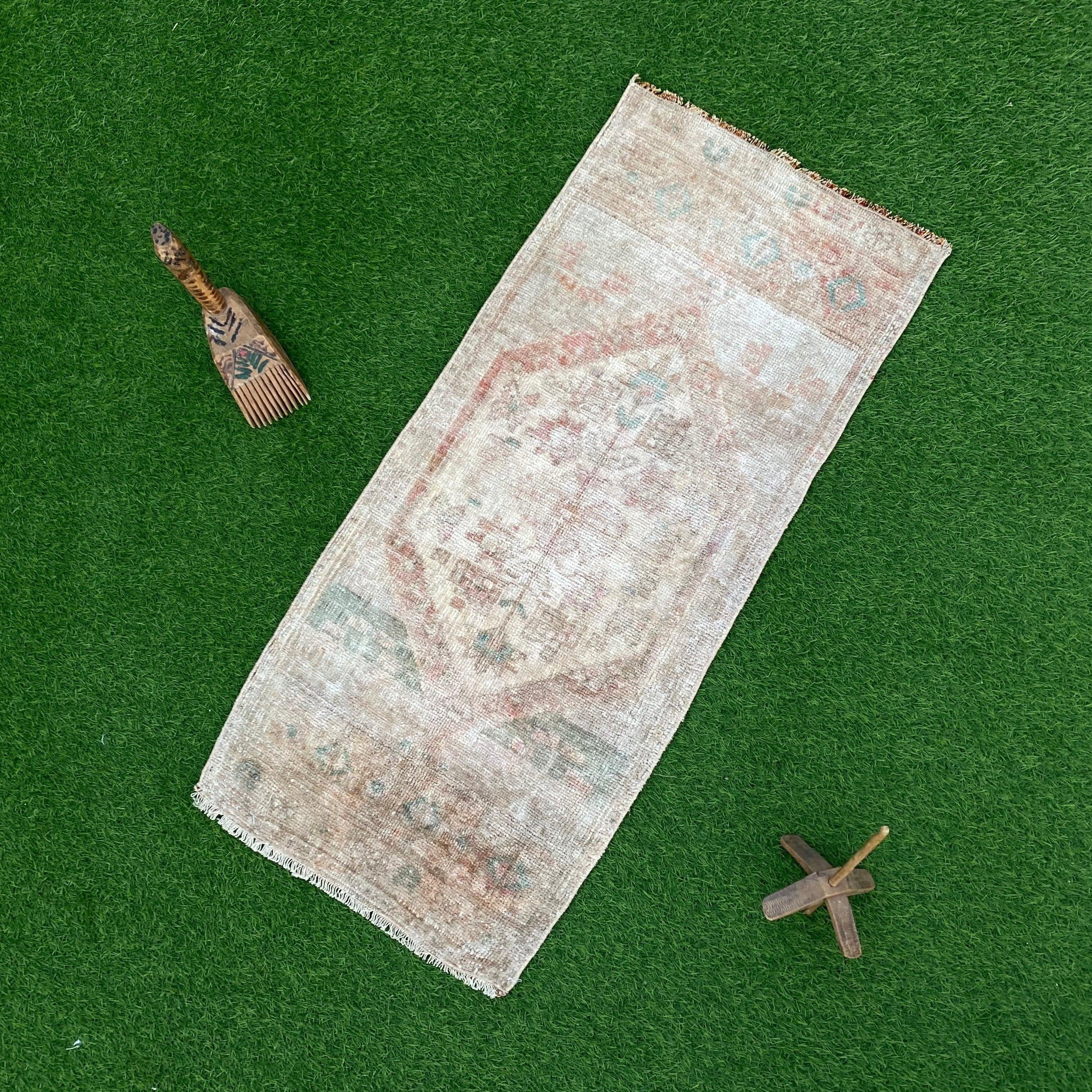 Meadows 1'6'' x 3'5''