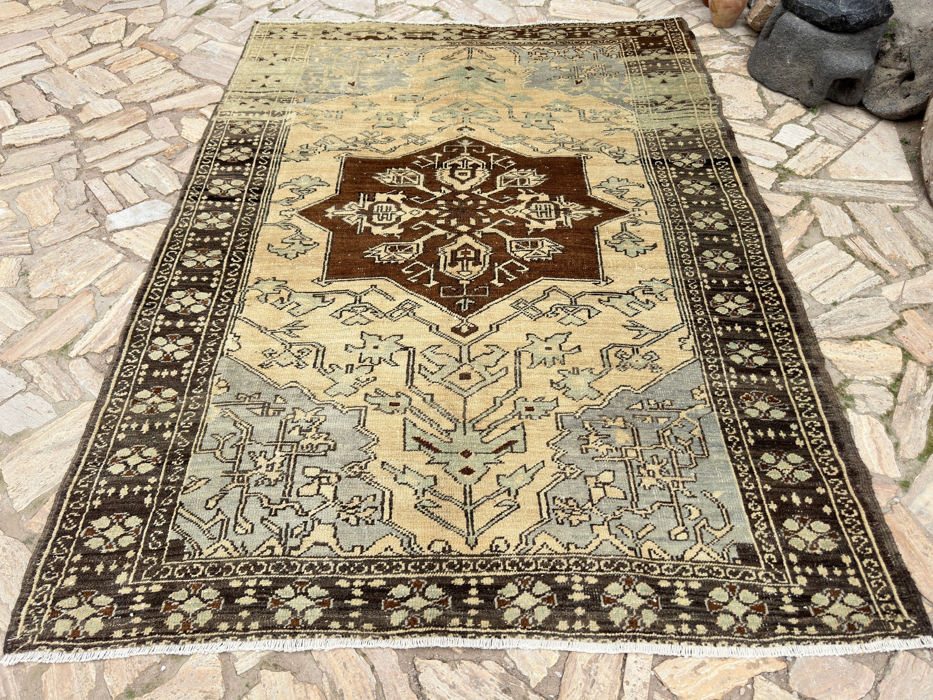 Pollard 6'7'' x 8'10''