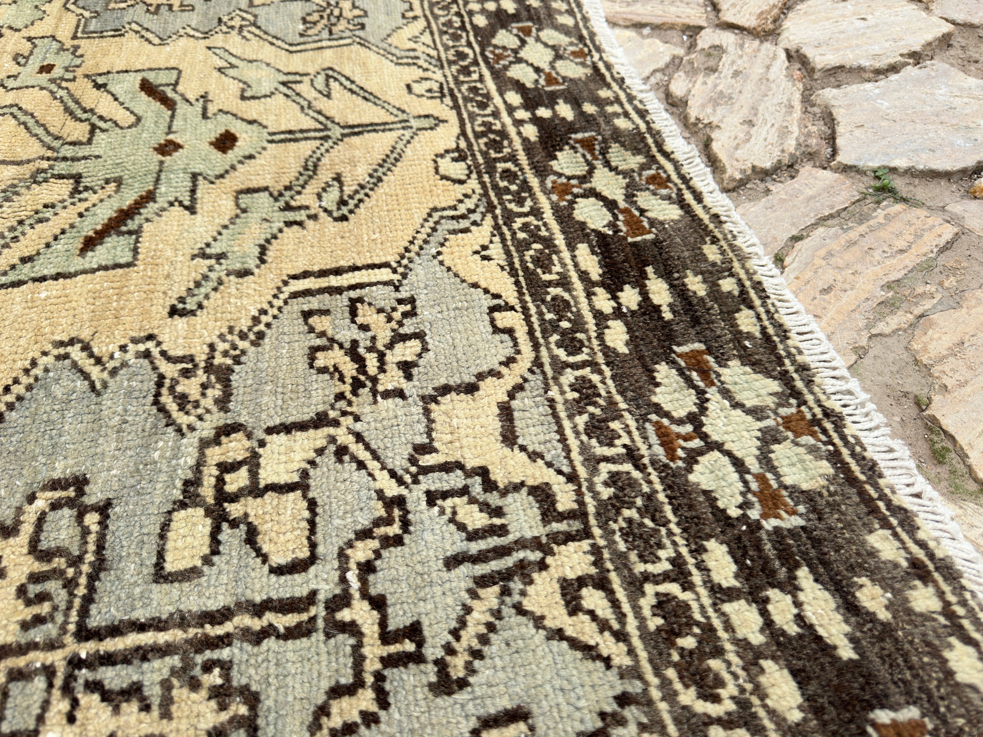 Pollard 6'7'' x 8'10''