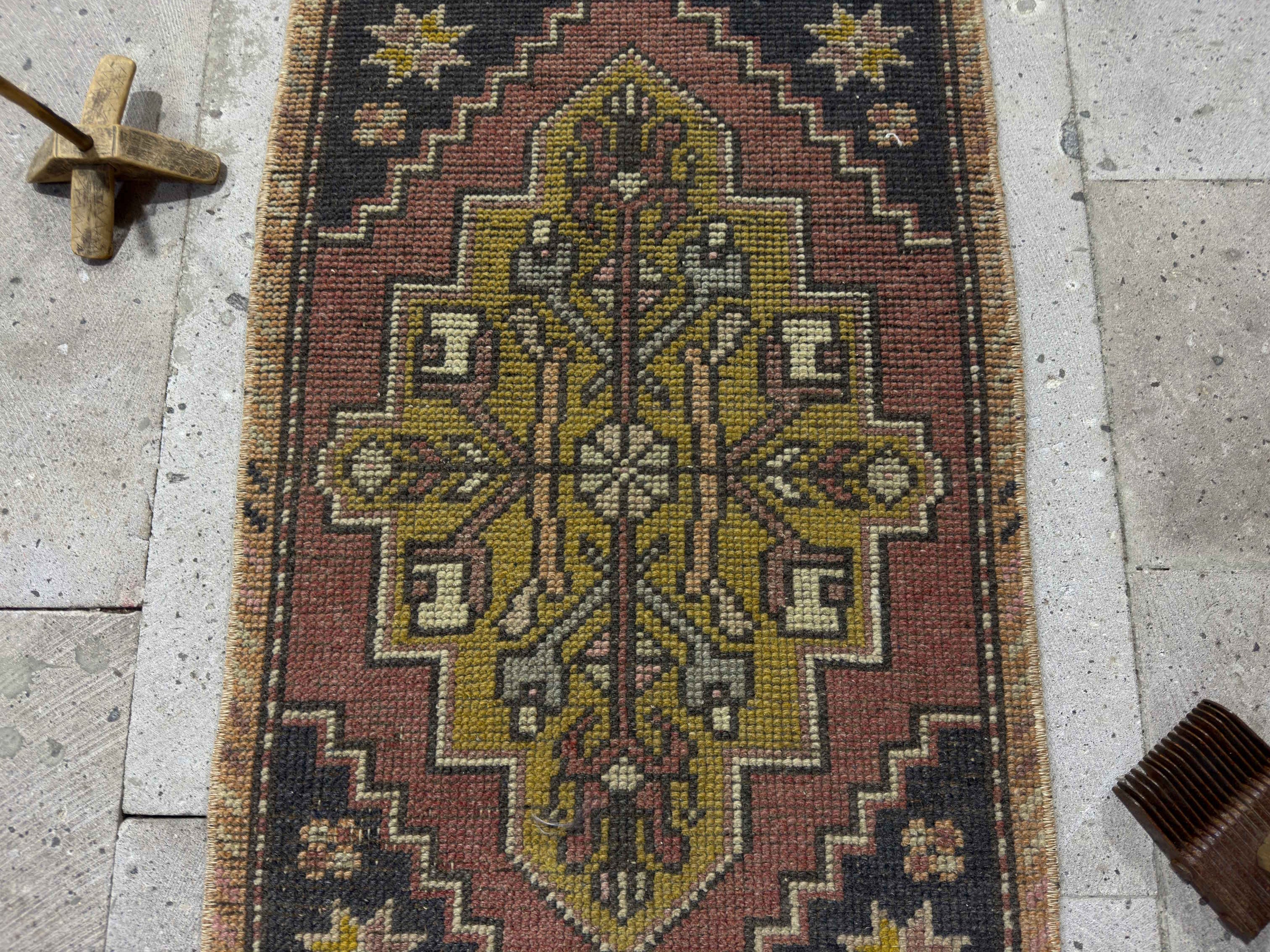 Ramona 1’7” x 3’