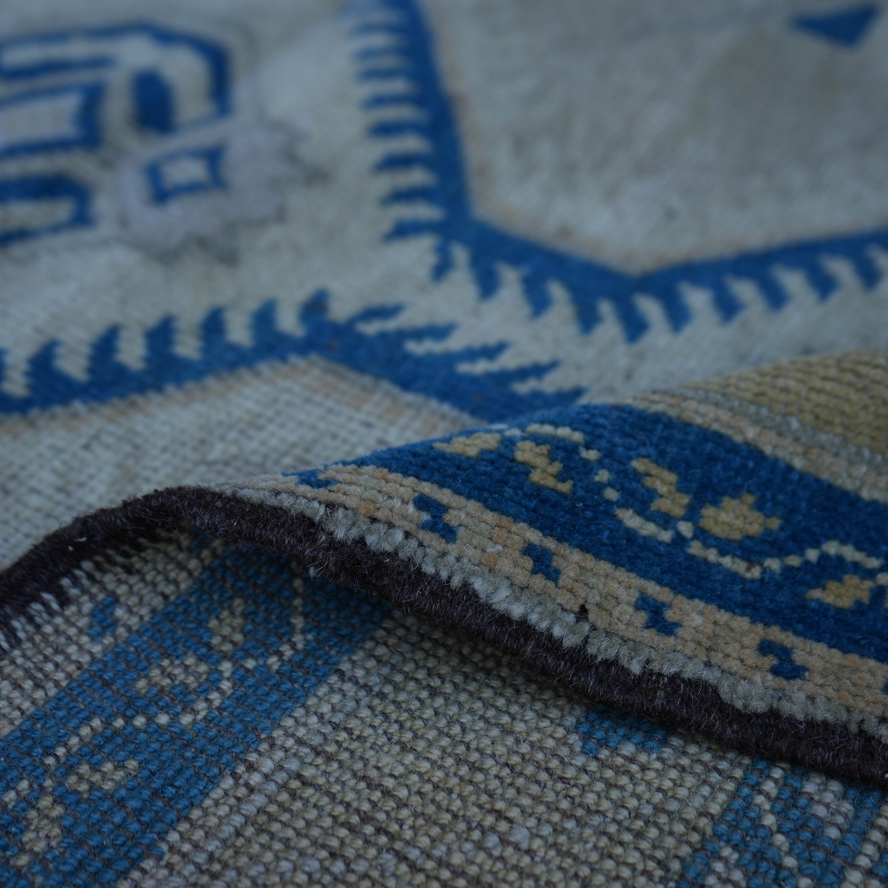 Roselin - Authentic Vintage Rug