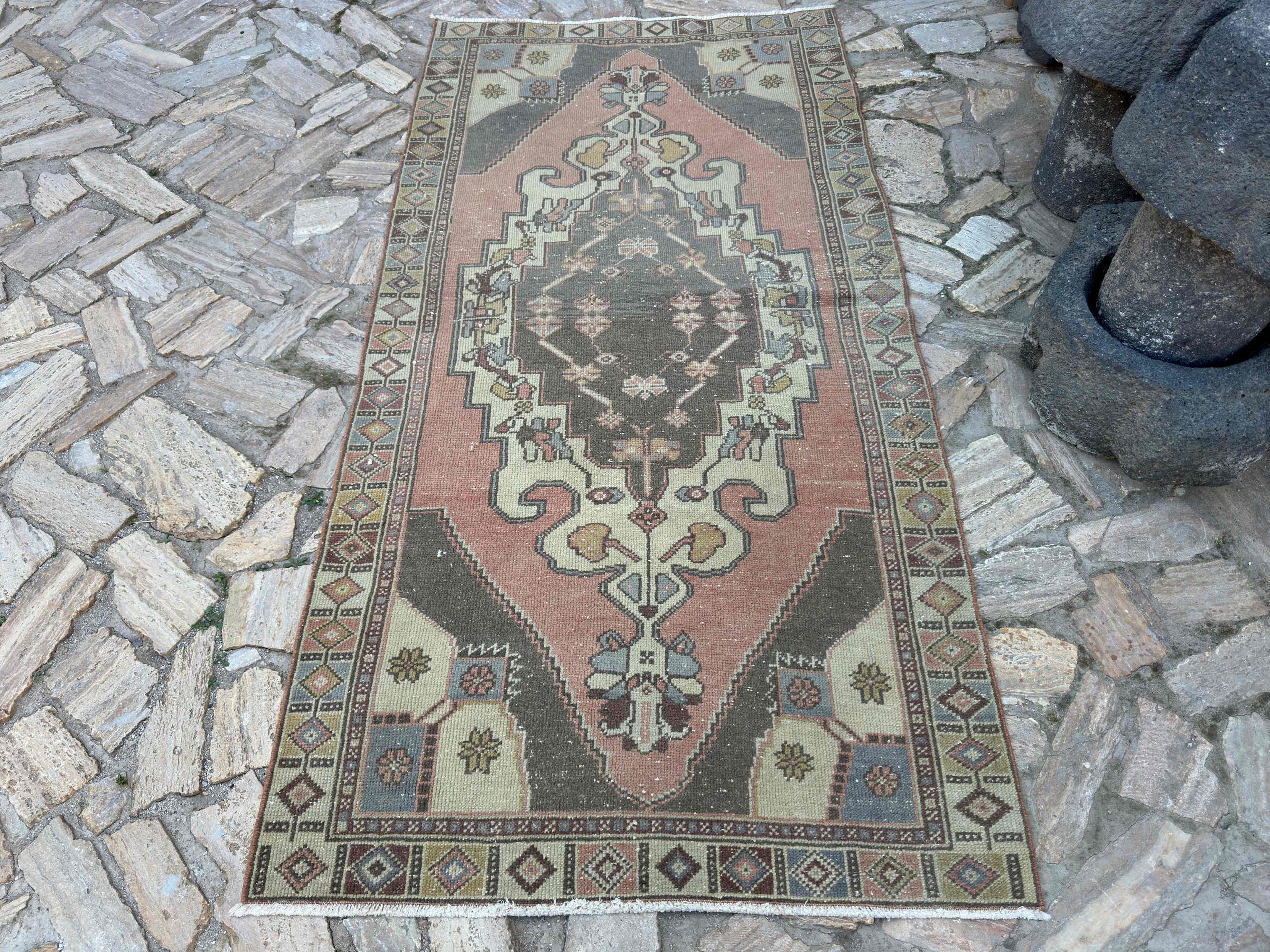 Shepard 4' x 7'7''